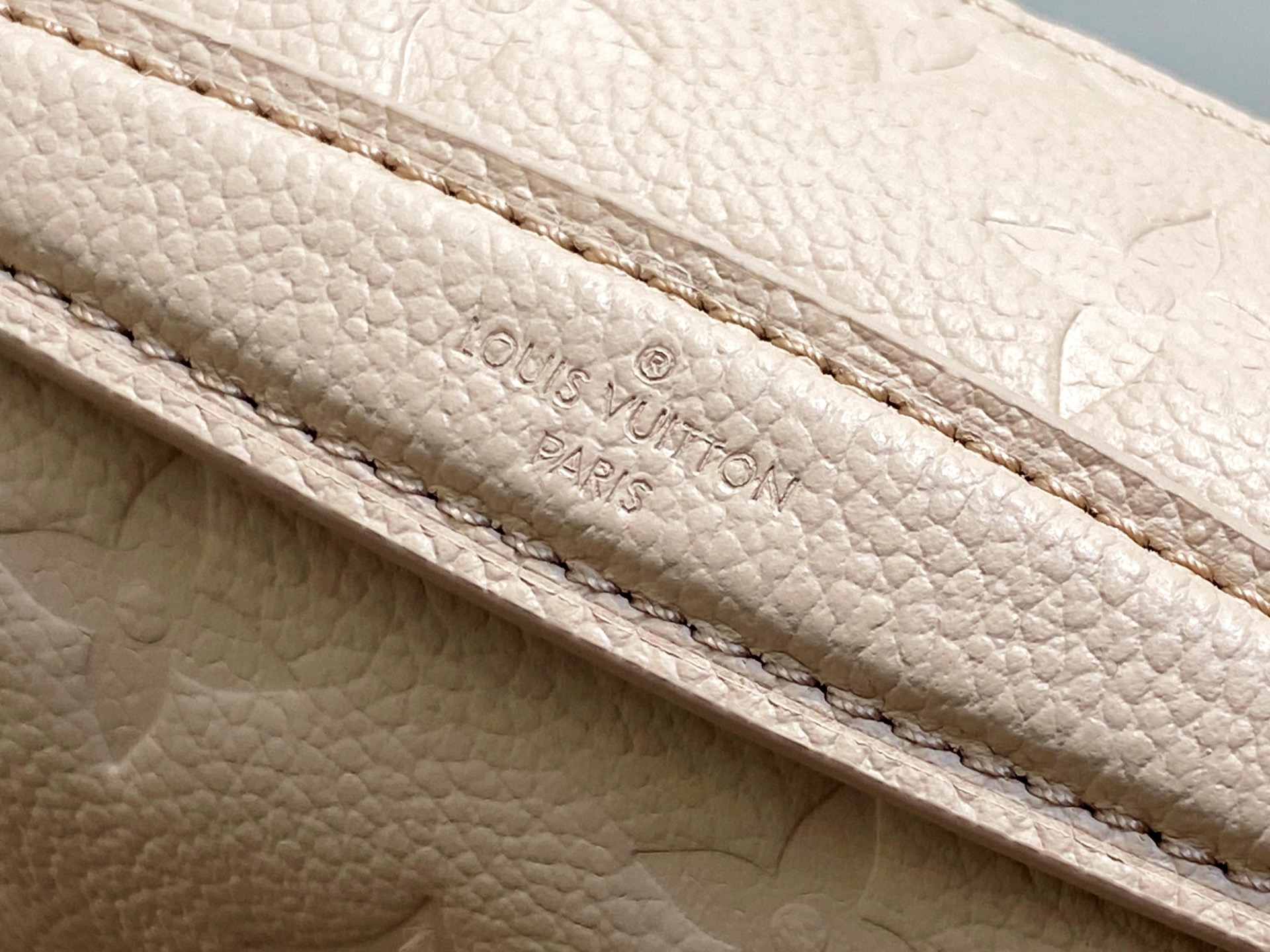 Louis Vuitton East West Métis Bag (29 x 24 x 12 CM)