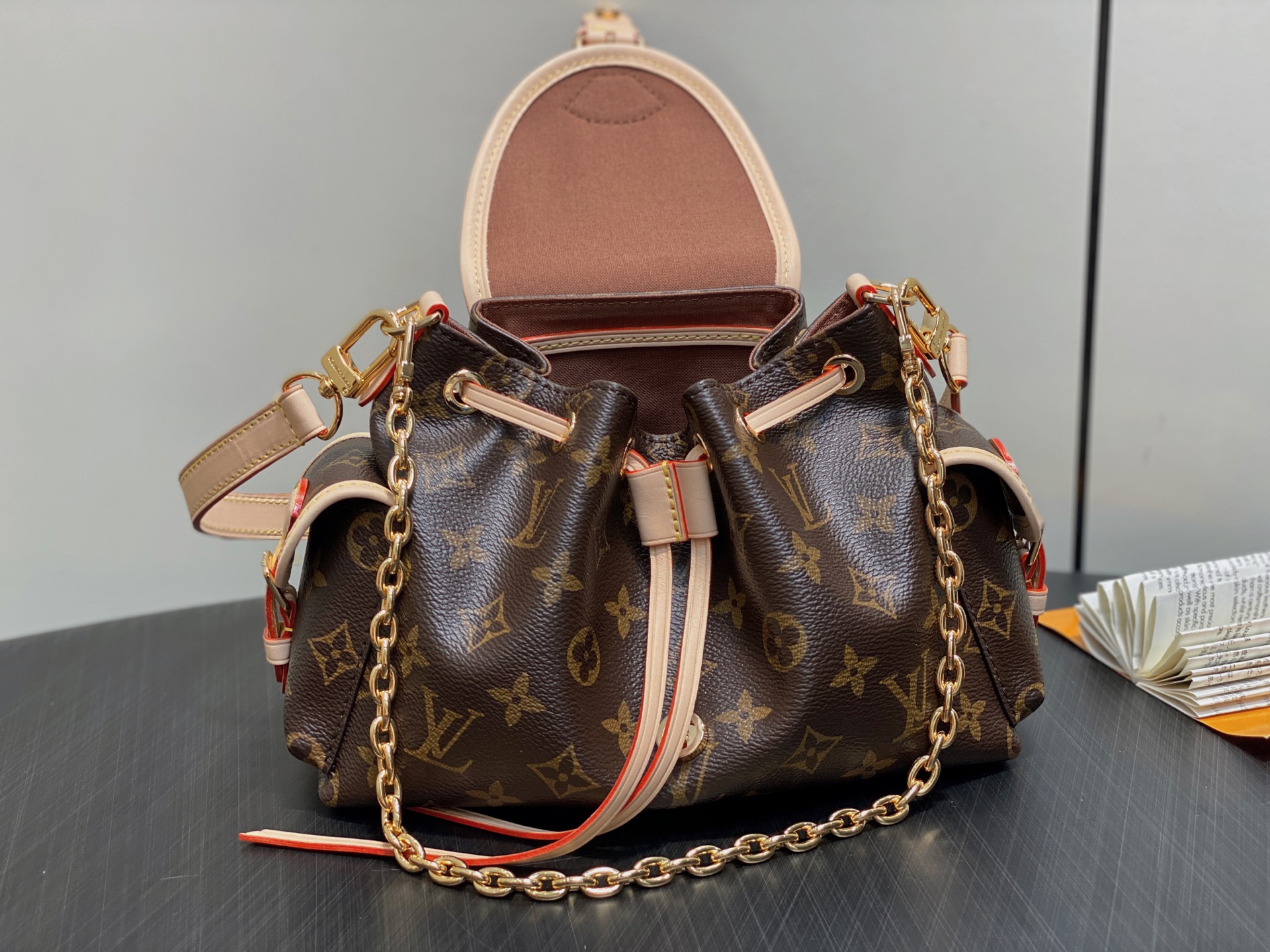 Louis Vuitton Odysée Bag (17 x 12 x 27CM)
