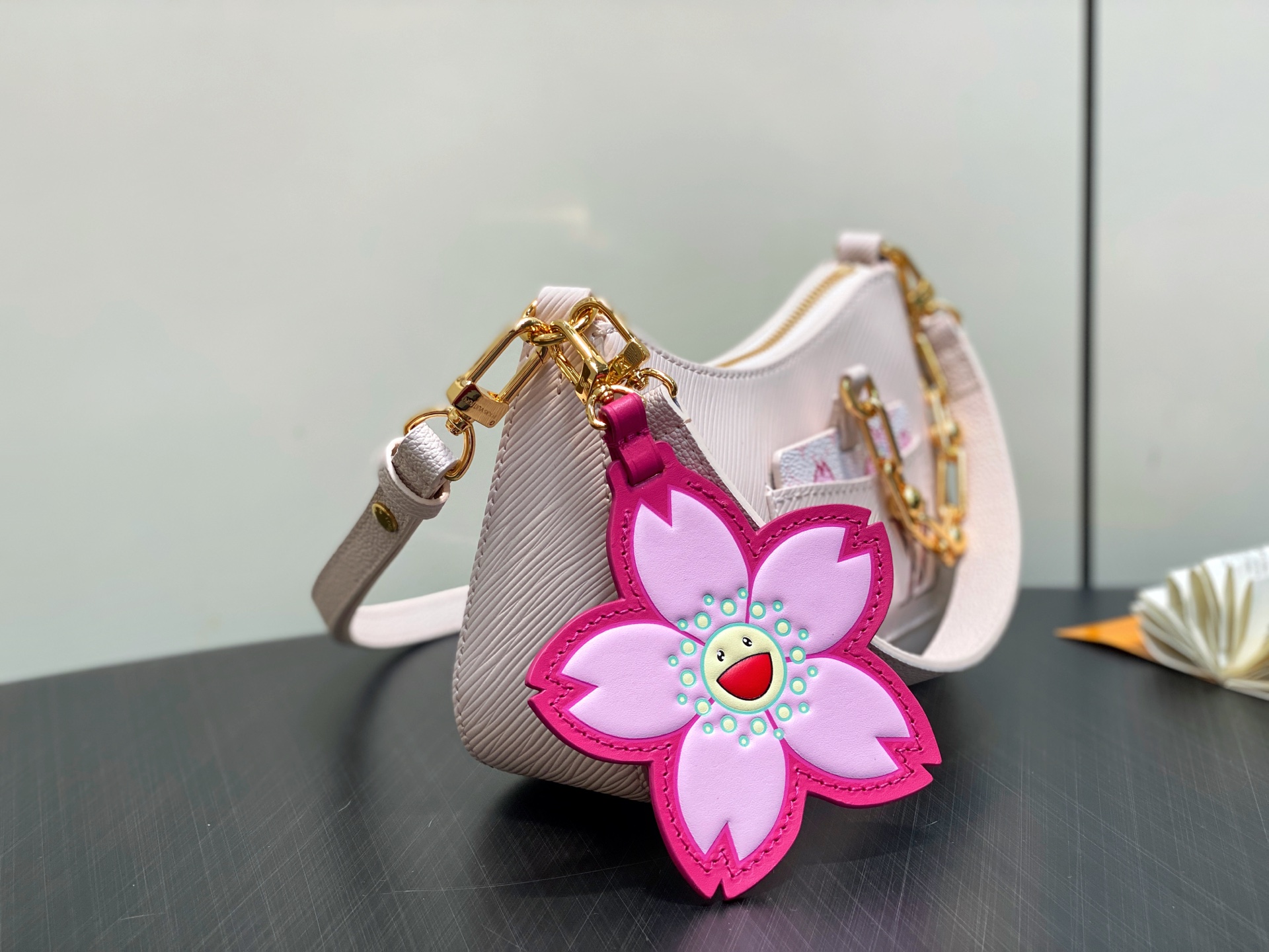 Louis Vuitton x TM Marellini(13.5 x 6.5 x 19 CM)