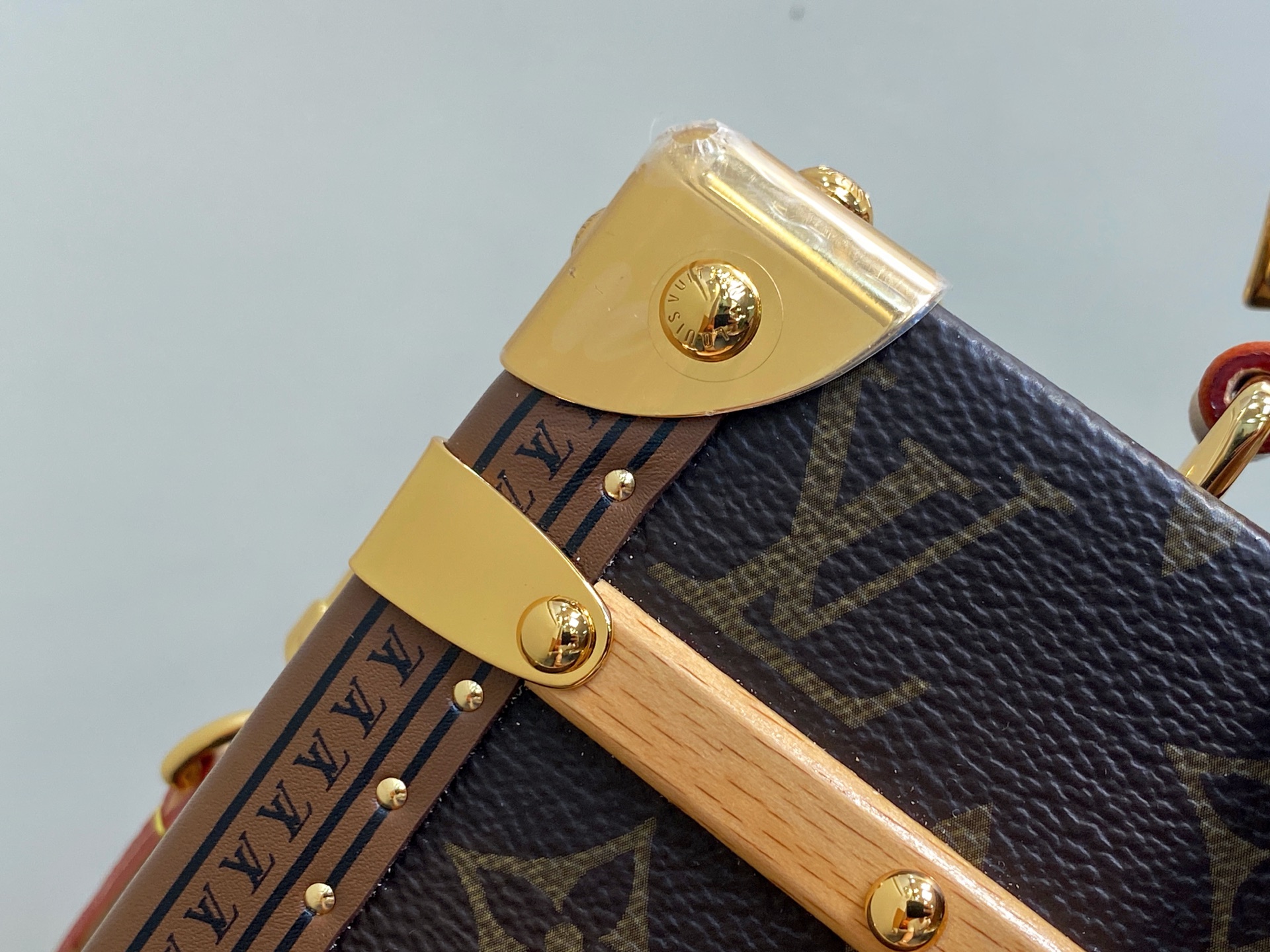 Louis Vuitton Handle Trunk Bag (16.5 x 8 x 24CM)