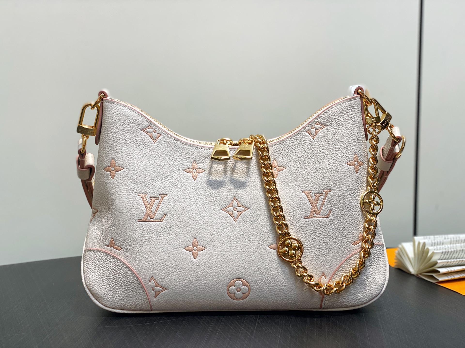 Louis Vuitton Boulogne Bag (16 x 9.5 x 29CM)
