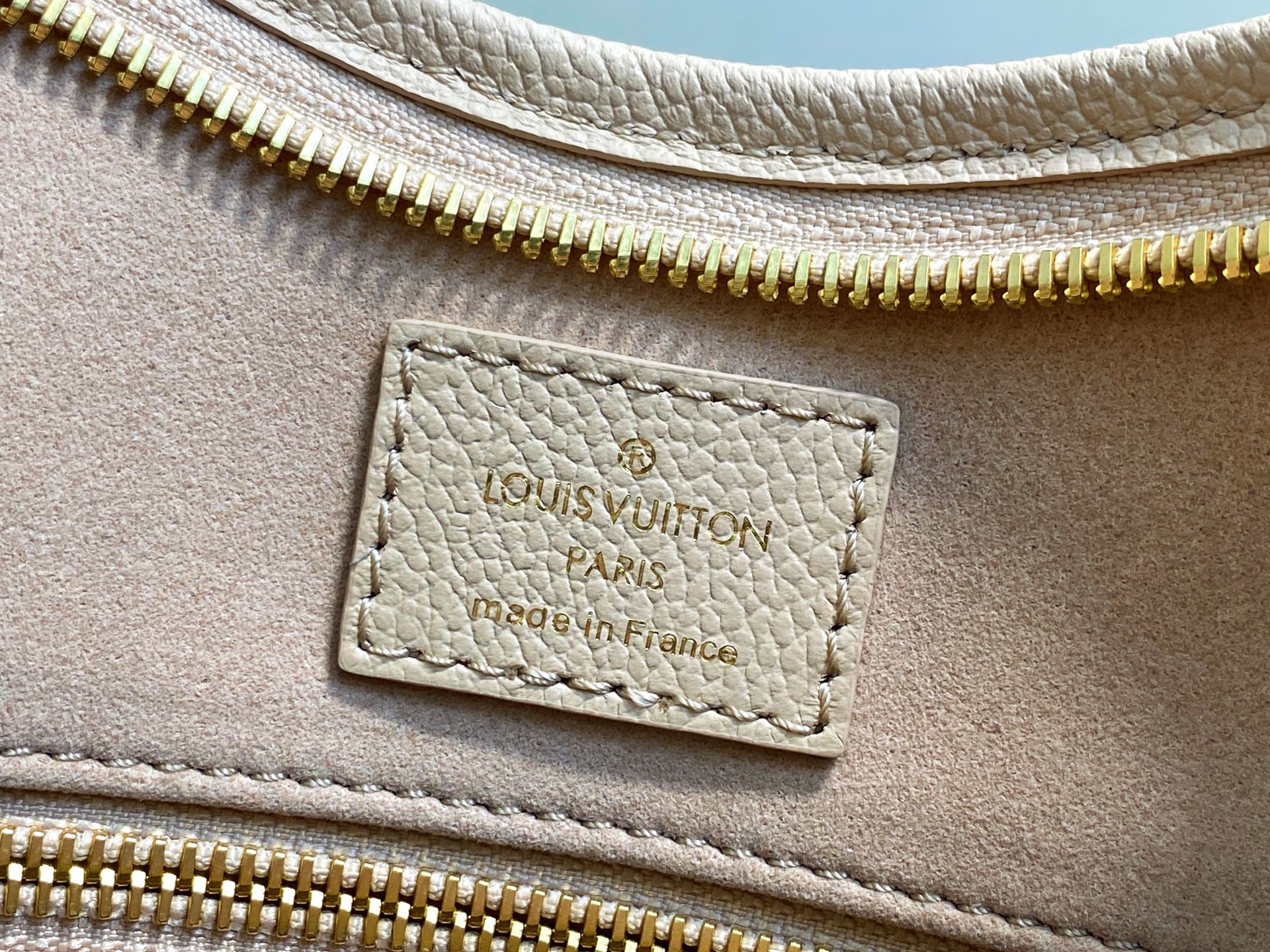 Louis Vuitton CarryAll Bag (29 x 24 x 12 CM)