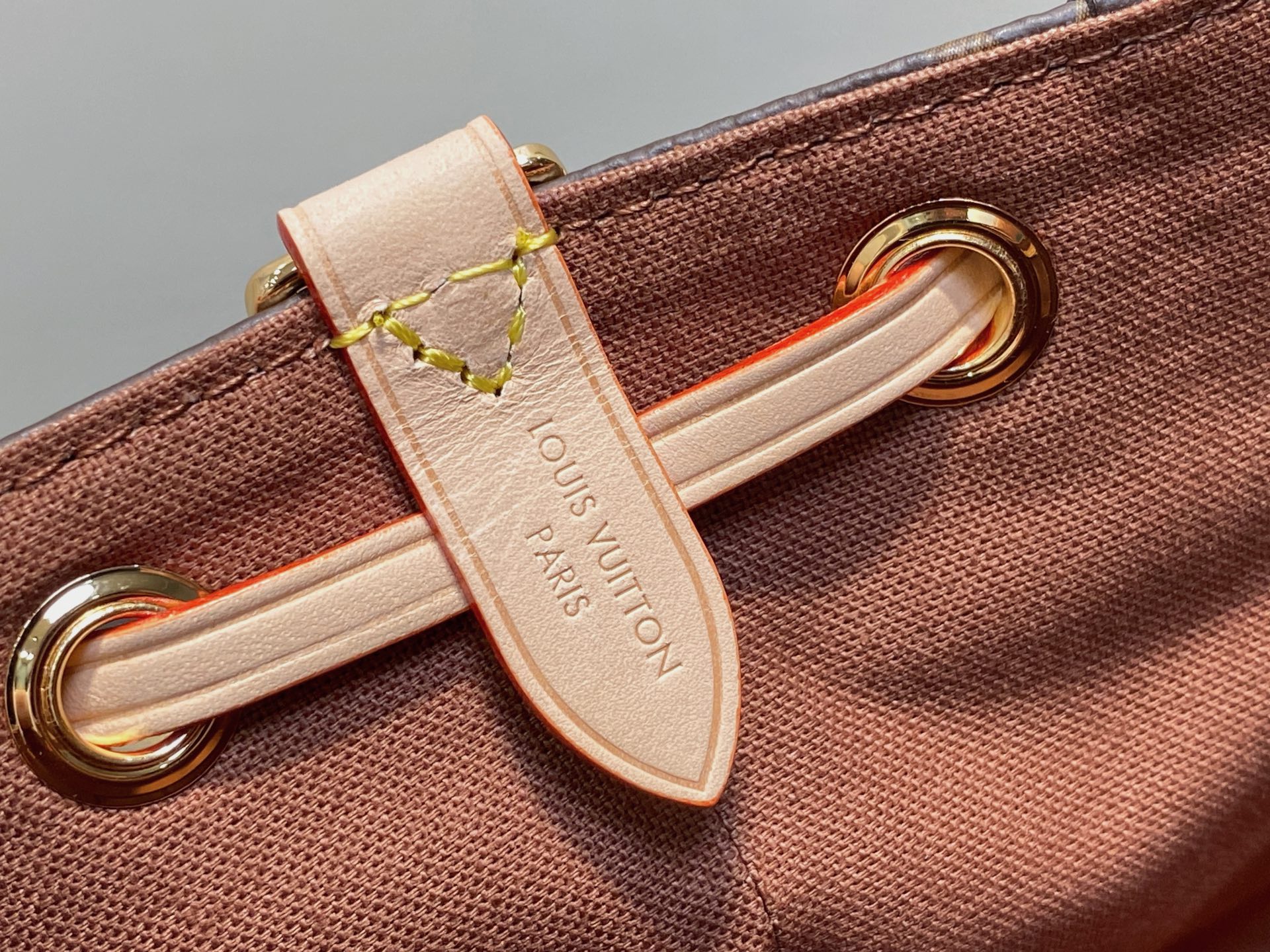 Louis Vuitton Odysée Bag (17 x 12 x 27CM)