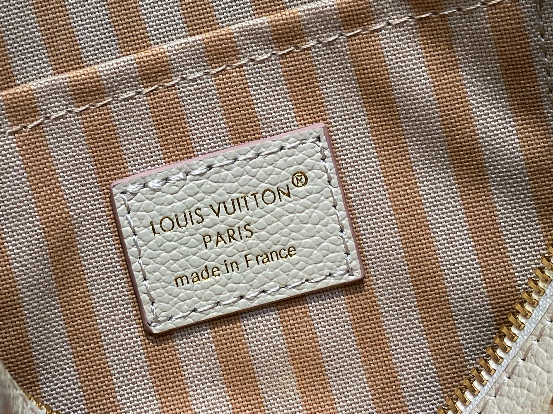 LV Speedy Bandoulière 20(13.5 x 12 x 20.5CM)