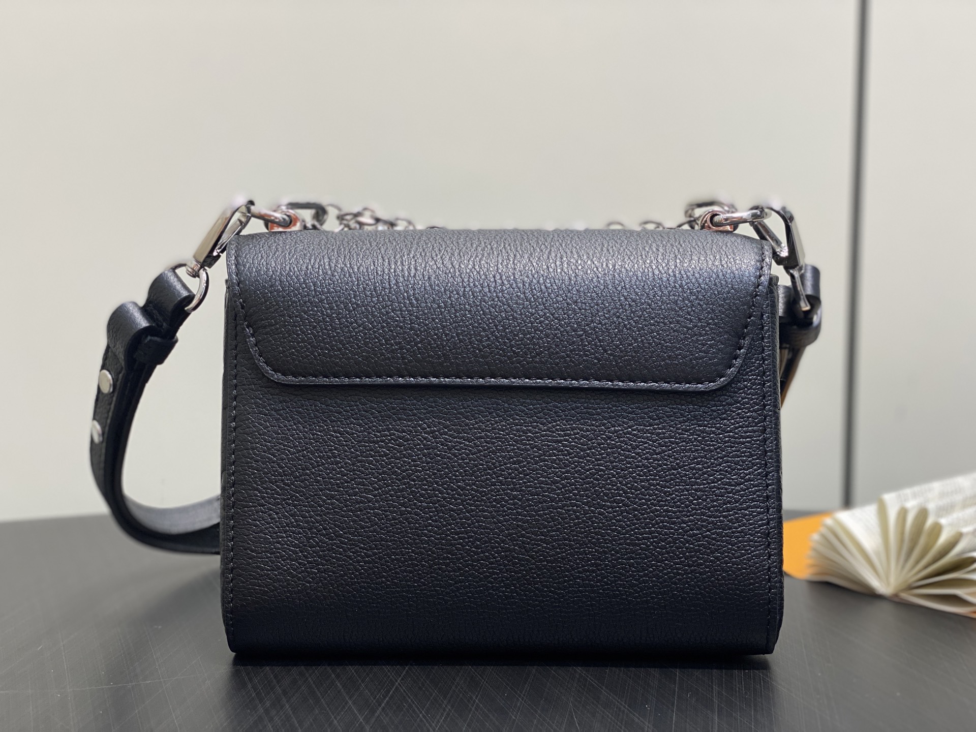 Louis Vuitton Twist Slim Bag (15 x 7 x 19CM)