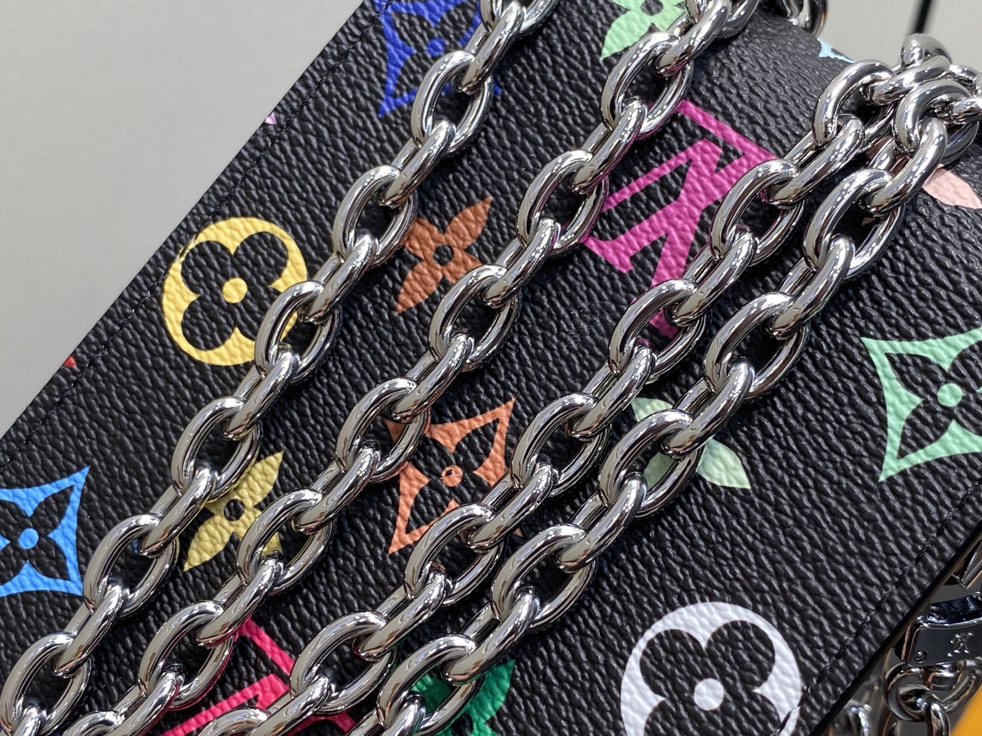 Louis Vuitton Métis Bag(17.5 x 4 x 10.4CM)