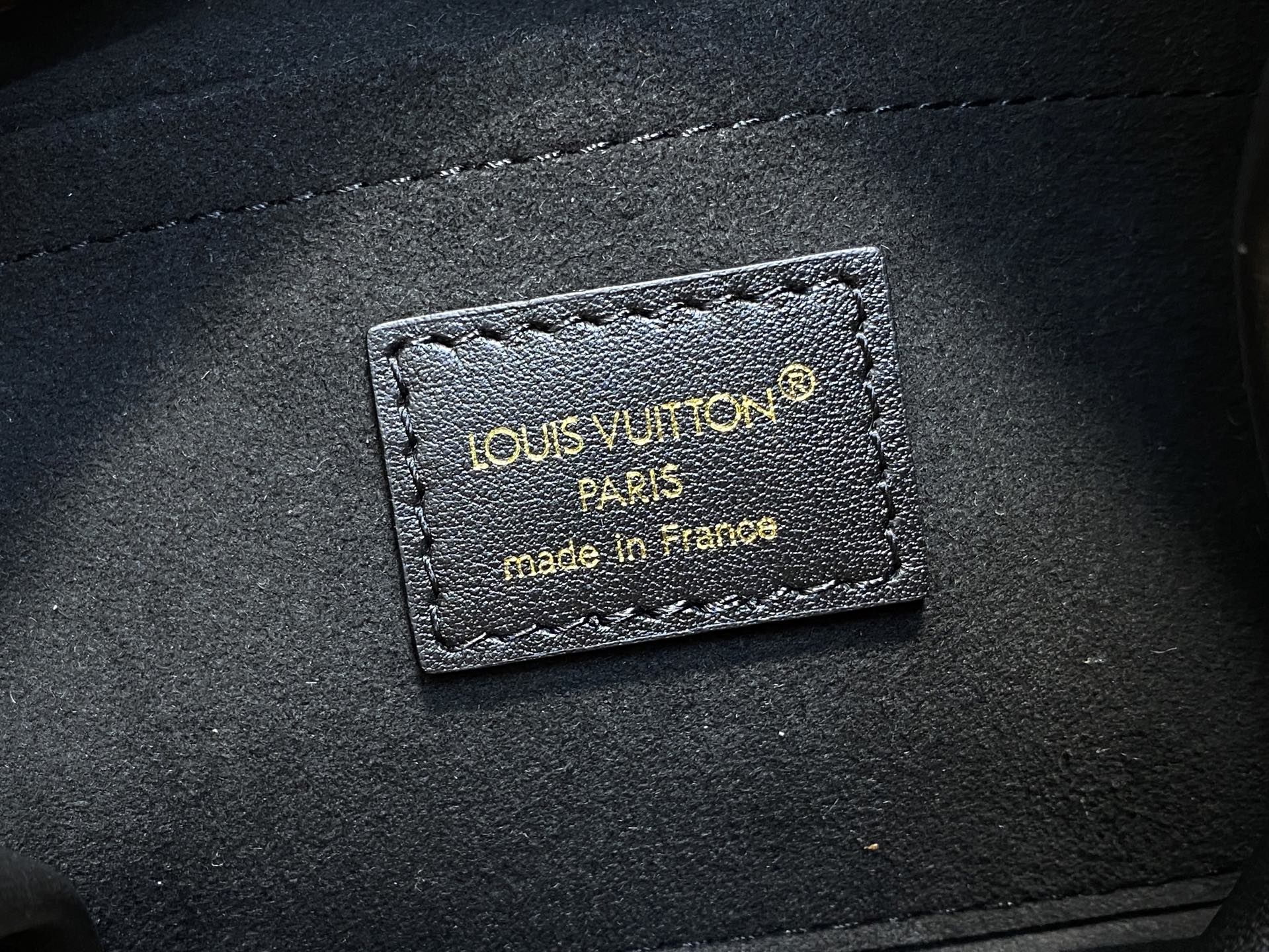 Louis Vuitton The Drop Bag (15 x 12 x 28CM)