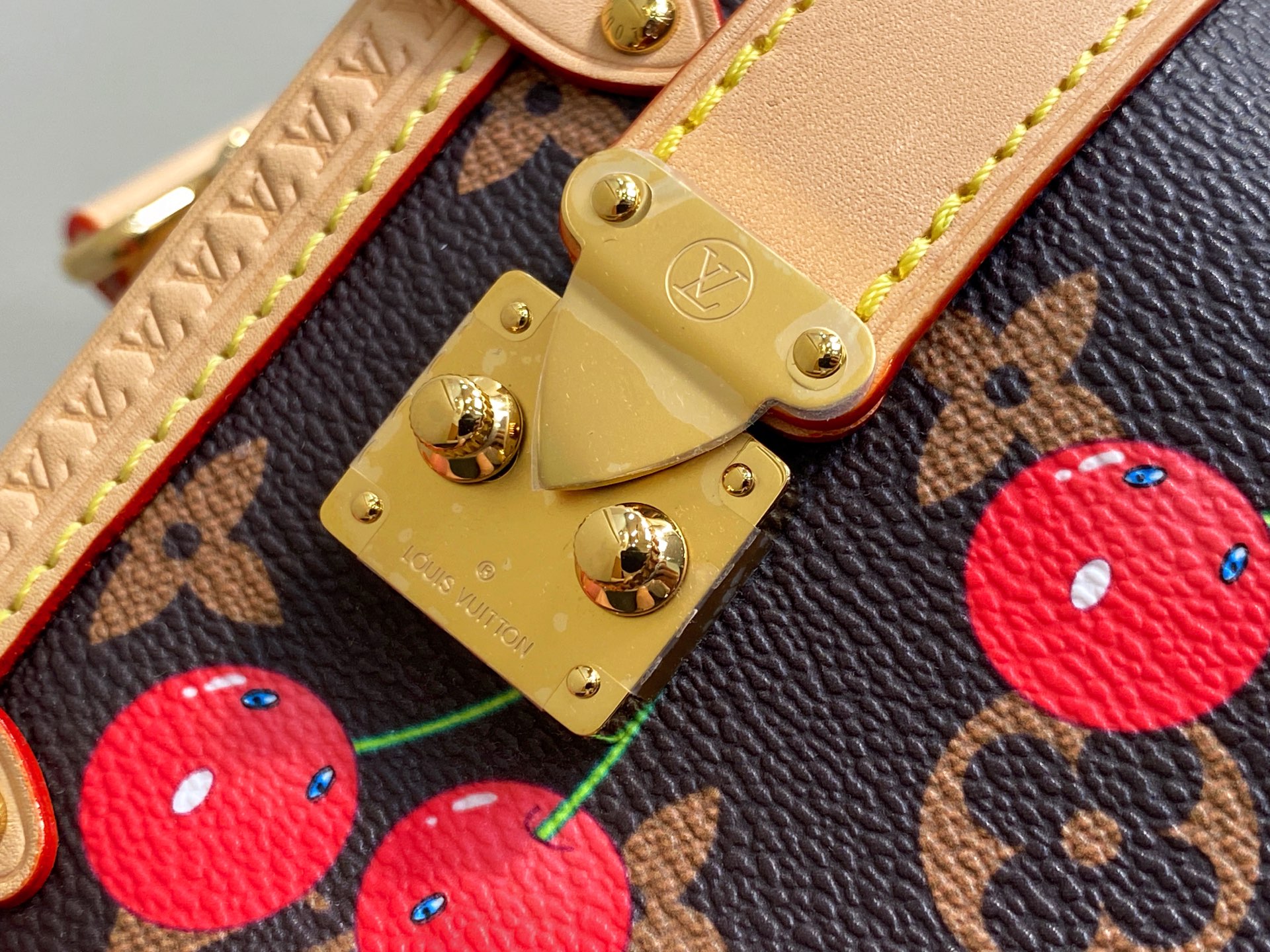 Louis Vuitton x TM Side Trunk Bag (23.5 x 16.0 x 8.5CM)