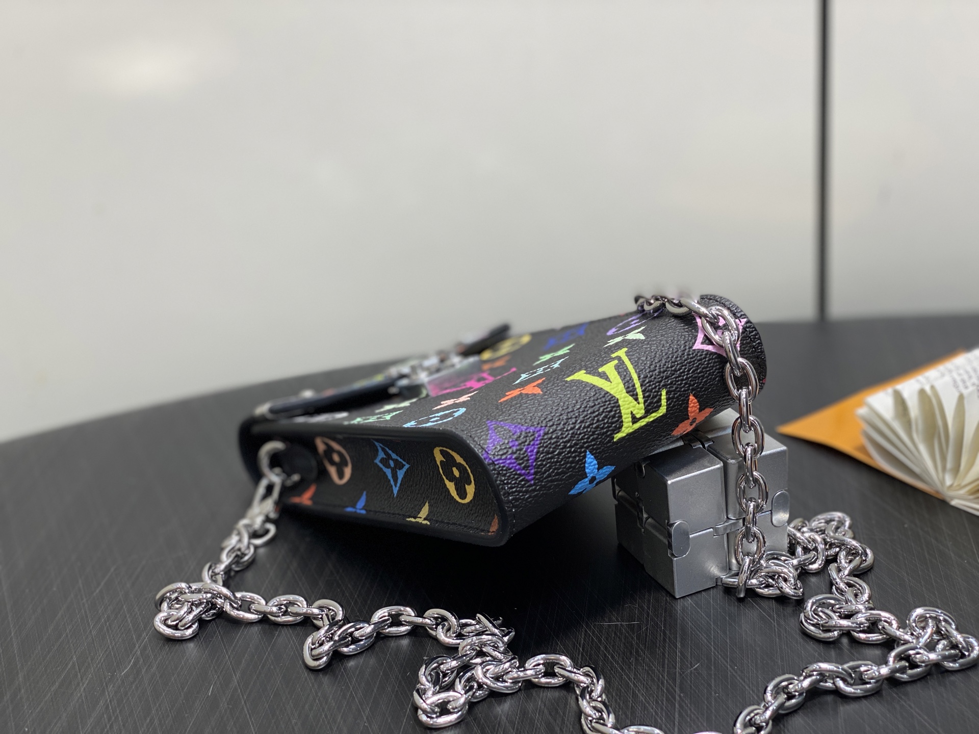 Louis Vuitton Métis Bag(17.5 x 4 x 10.4CM)