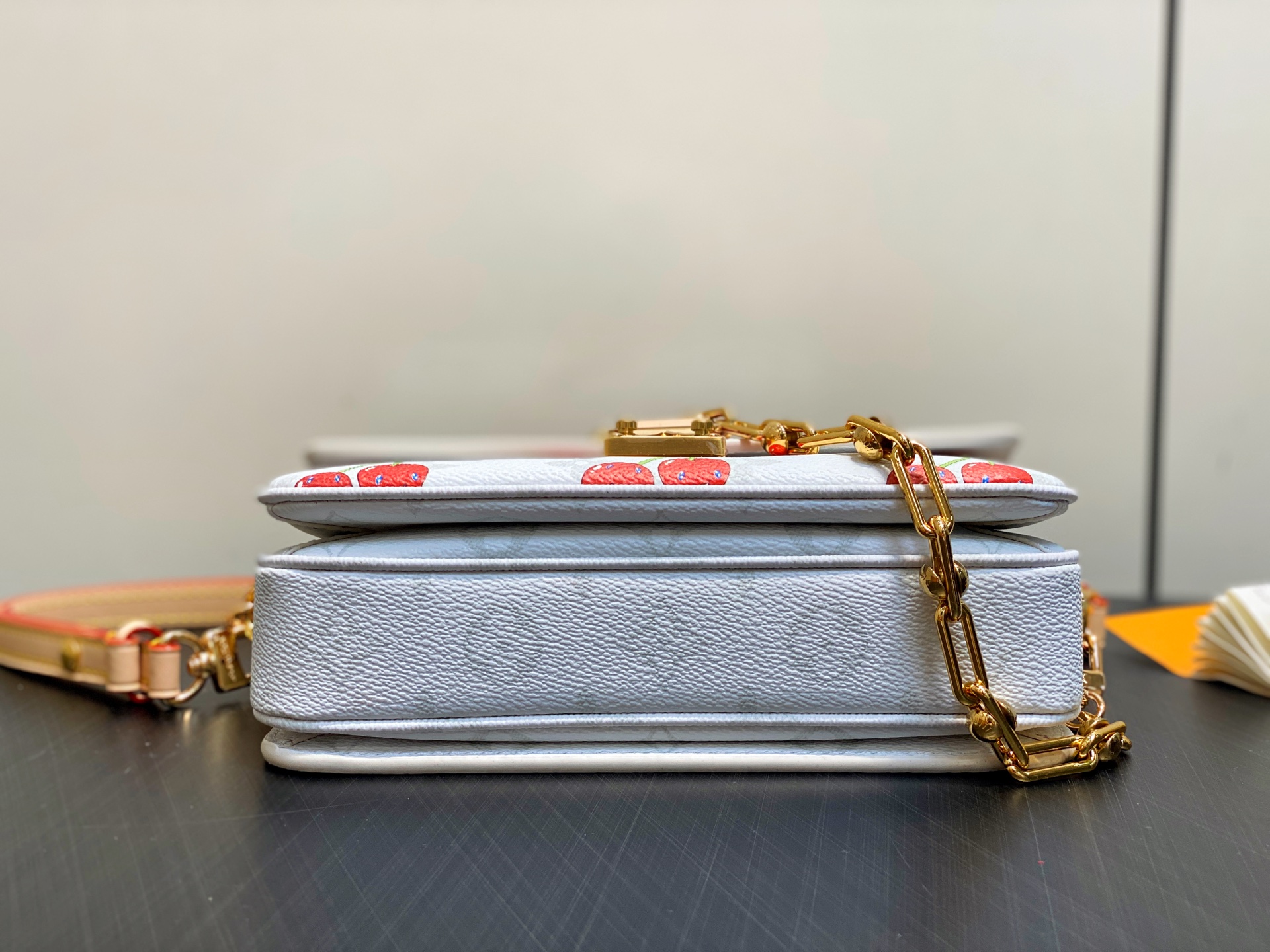 Louis Vuitton x TM Pochette Métis East West (21.5x13.5x6CM)