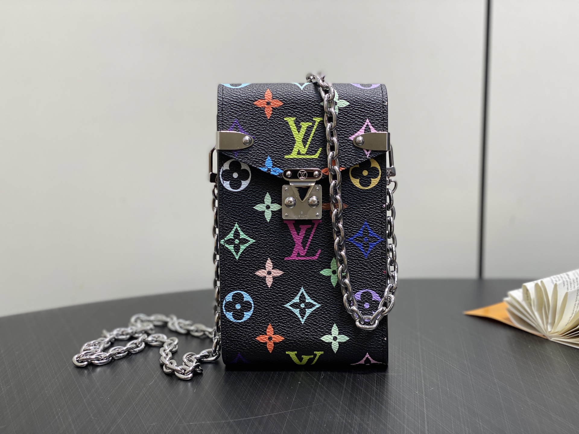Louis Vuitton Métis Bag(17.5 x 4 x 10.4CM)