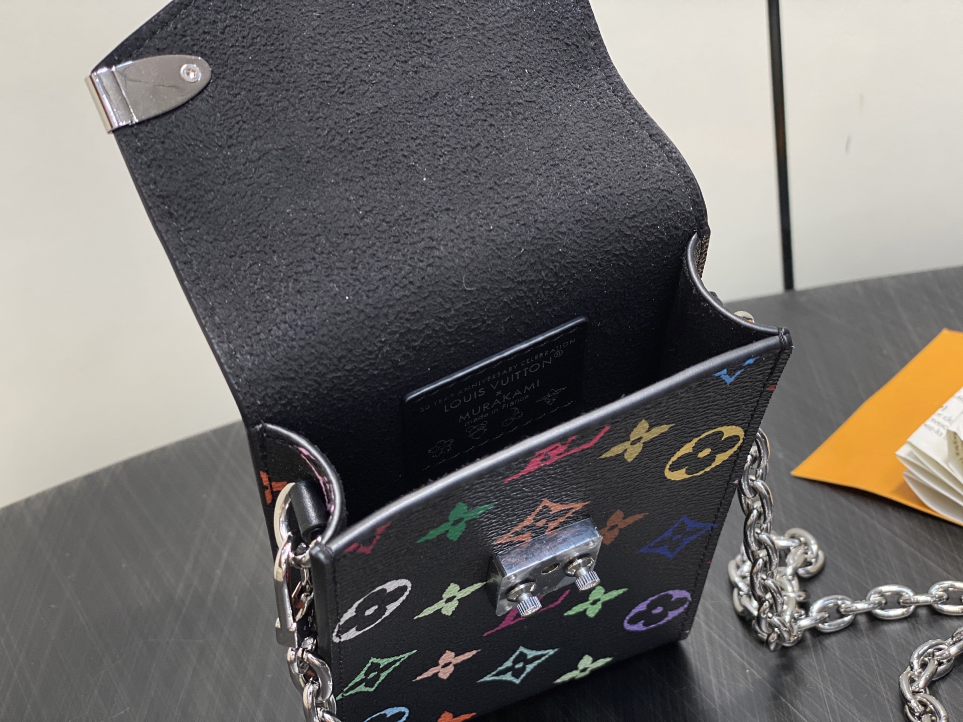 Louis Vuitton Métis Bag(17.5 x 4 x 10.4CM)