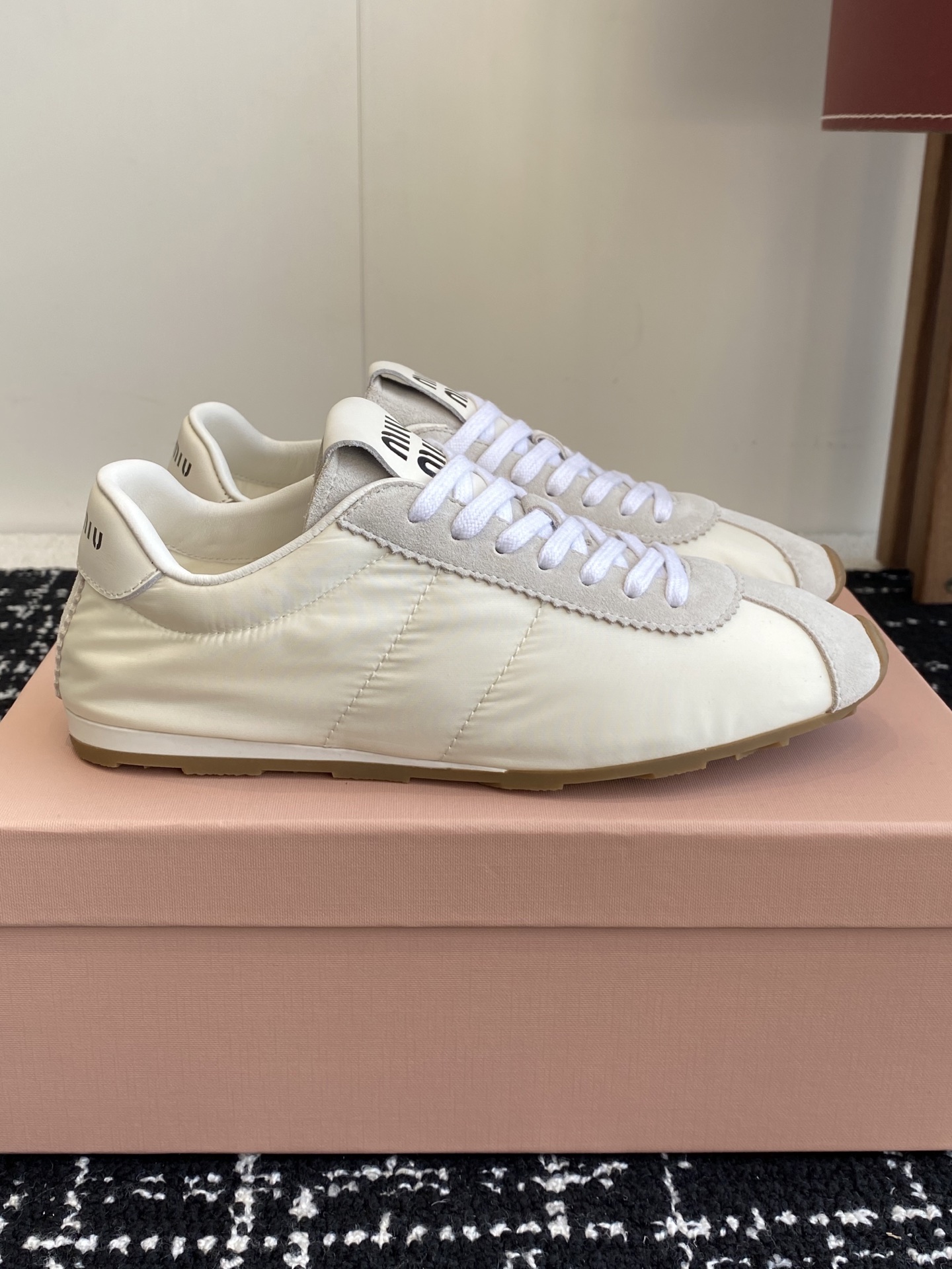 Miumiu Sneaker(EU35-41)