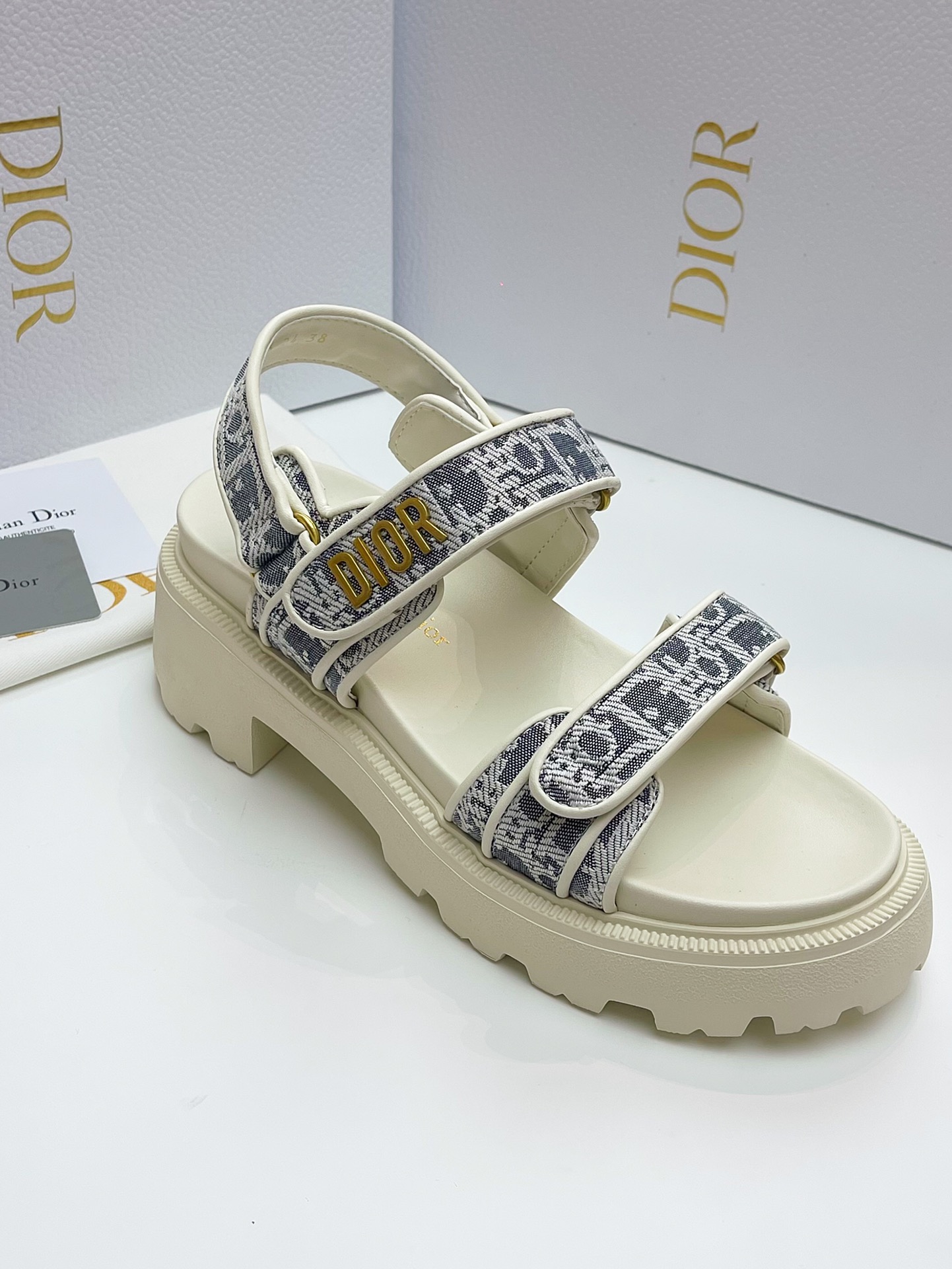 D*or 2025SS Sandals (EU35-41)