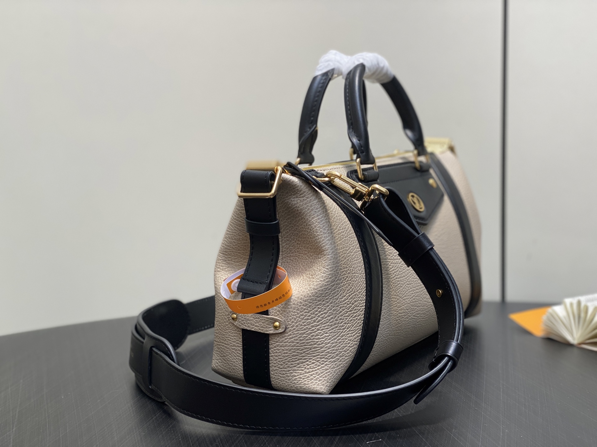 Louis Vuitton Biker Bag (30x12x12CM)