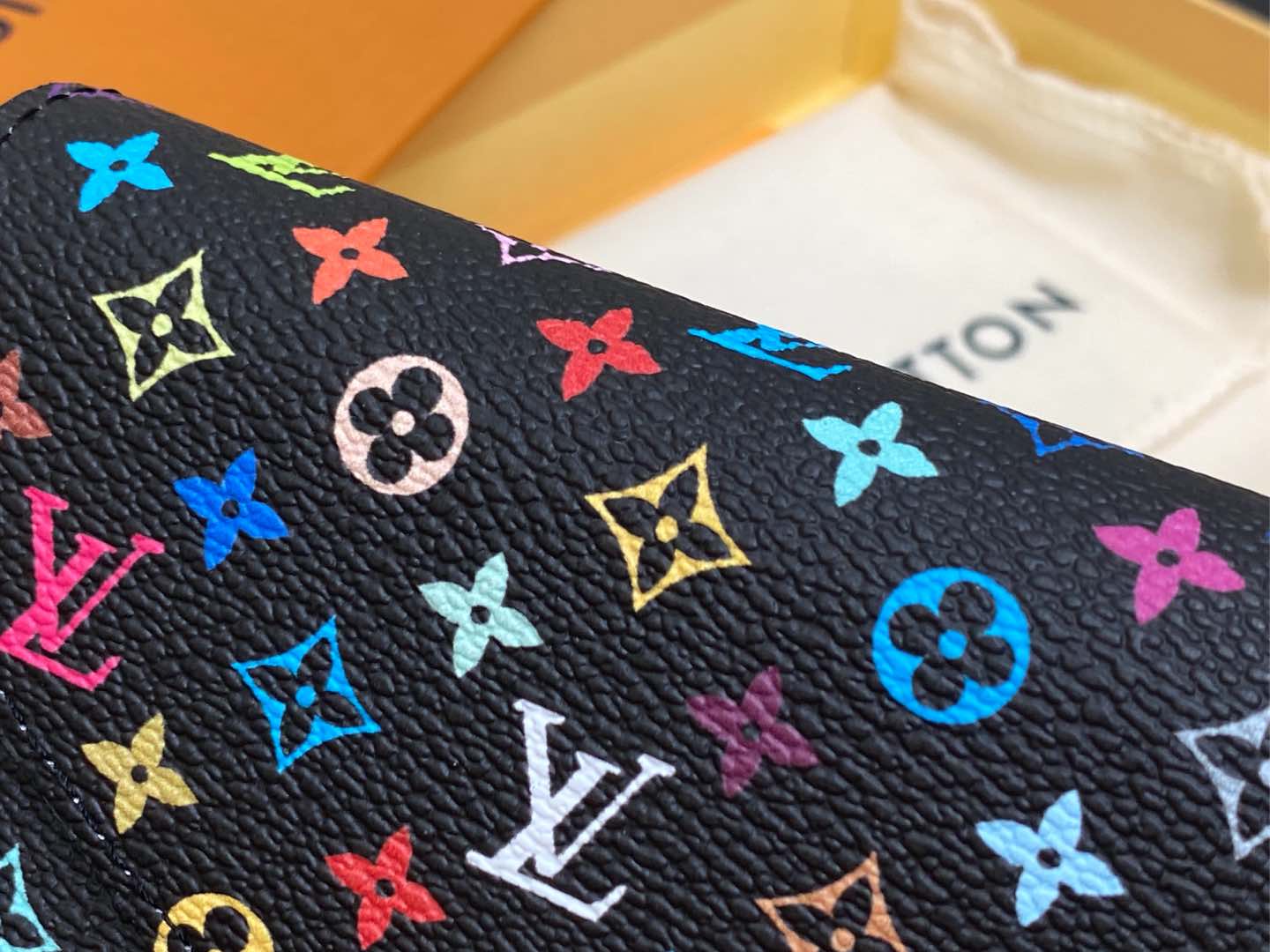 Louis Vuitton Victorine Wallet(12 x 9.5 x 2.5CM)