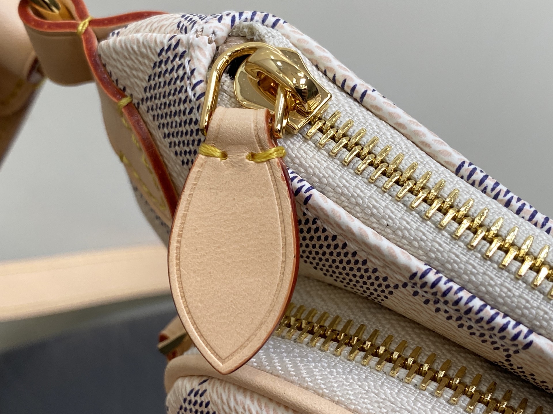 Louis Vuitton Keepit Waist Bag (12 x 6 x 29CM)