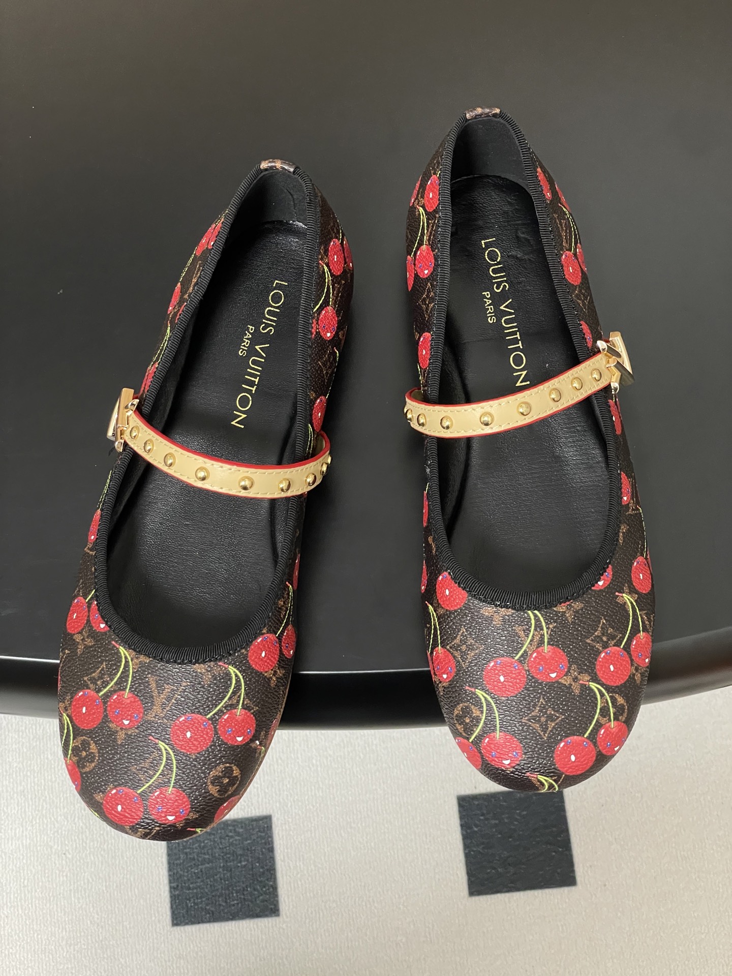 Louis Vuitton Mary Jane Shoes(EU35-41)