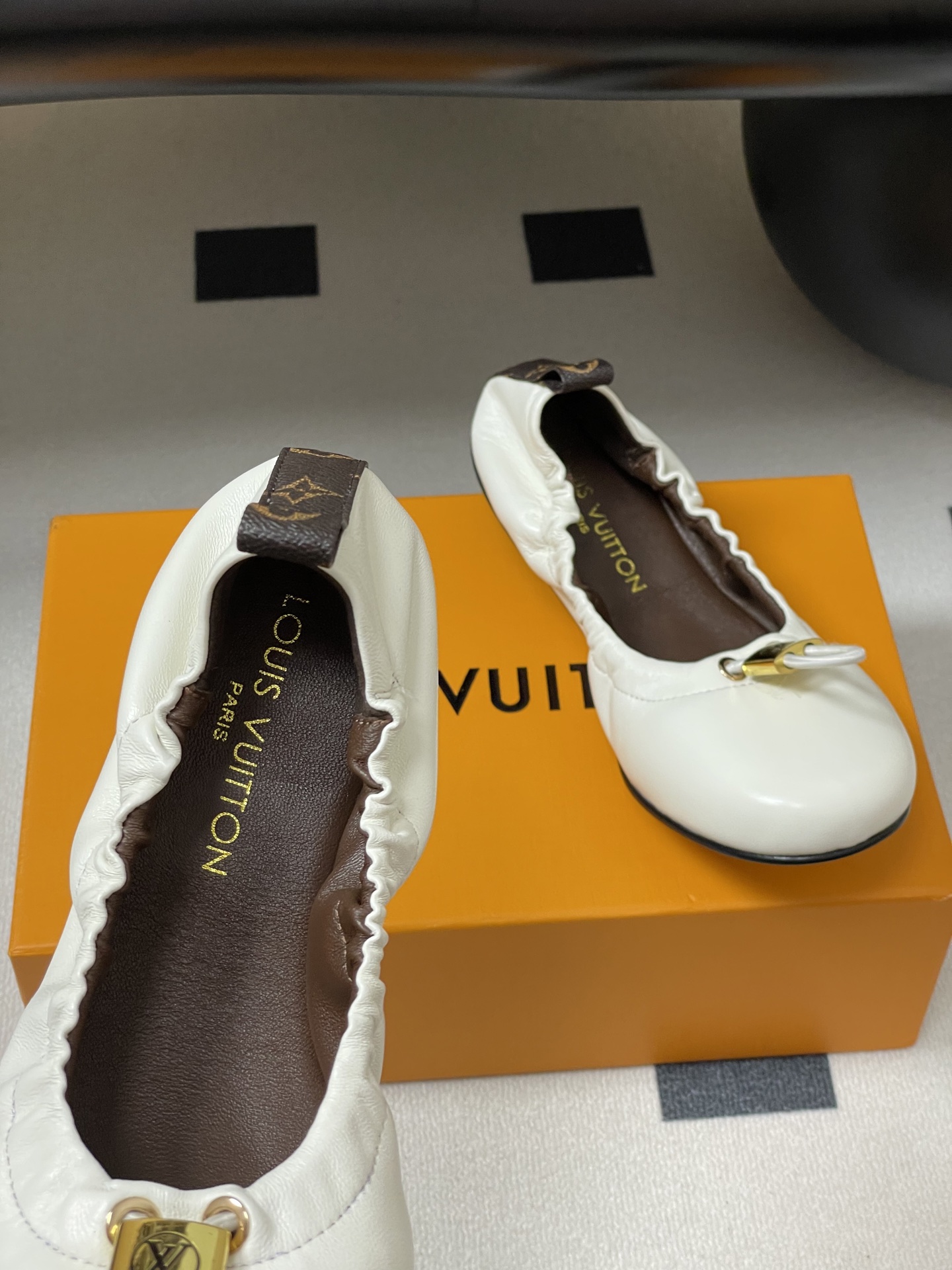 Louis Vuitton LV Nolita Ballet Flat(EU35-41)