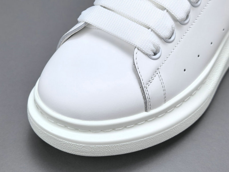 Alexander McQueen Sneaker