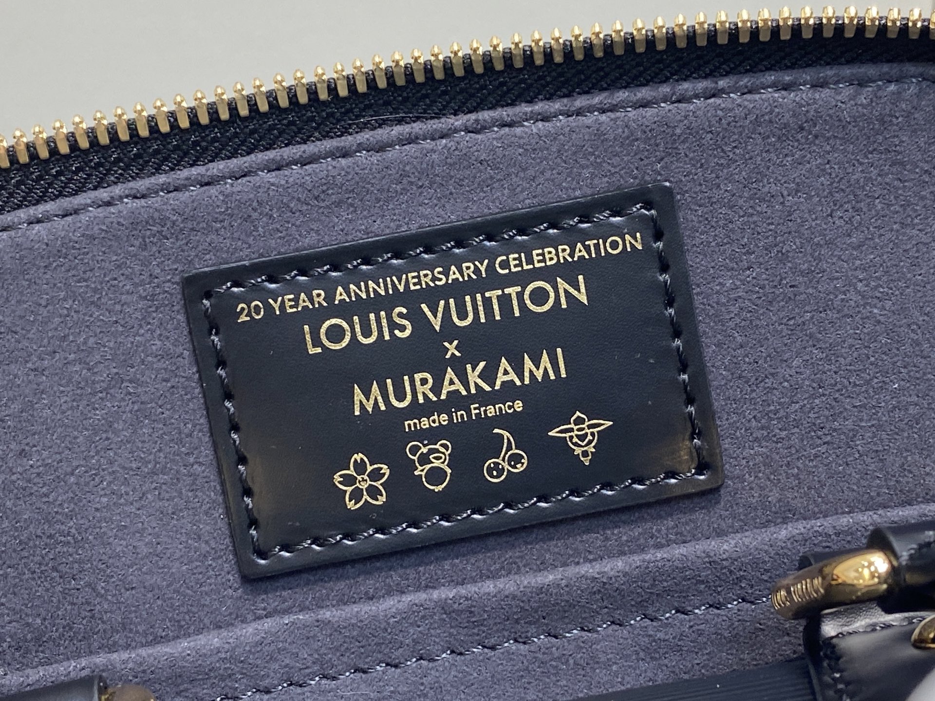 LV Alma BB(23.5 x 17.5 x 11.5CM)