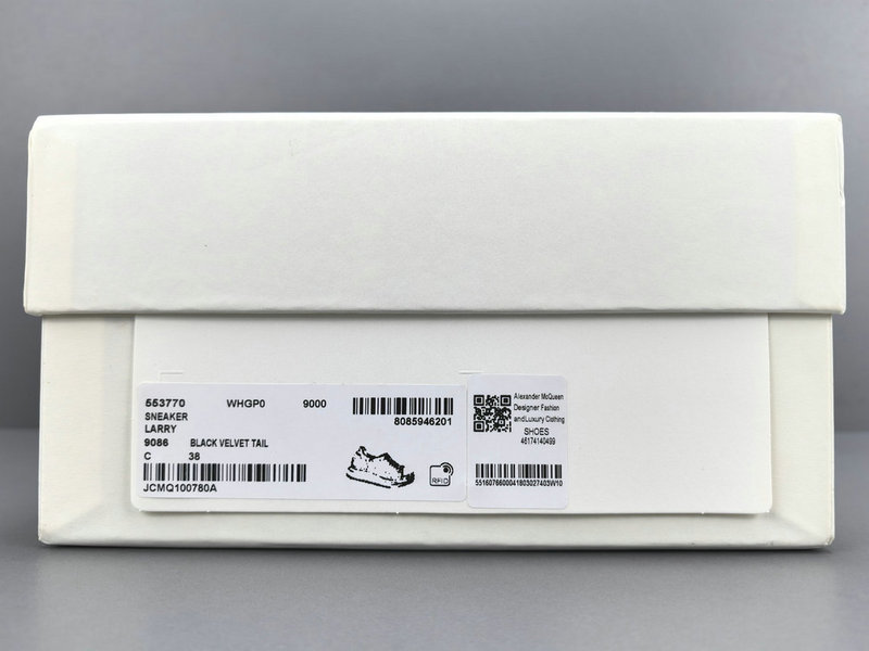 Alexander McQueen Sneaker