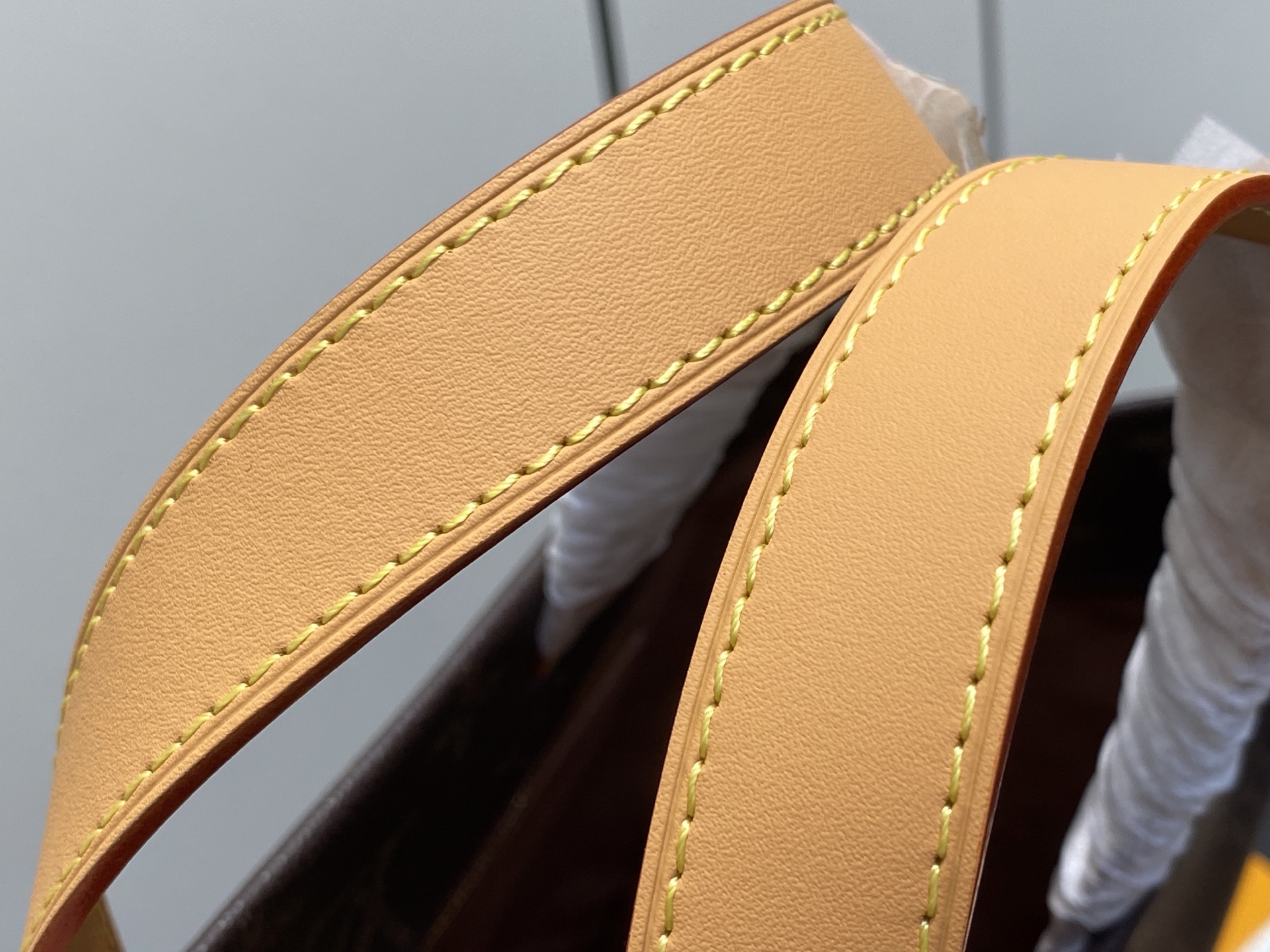 Louis Vuitton Shopper Tote(40 × 32 × 16CM)