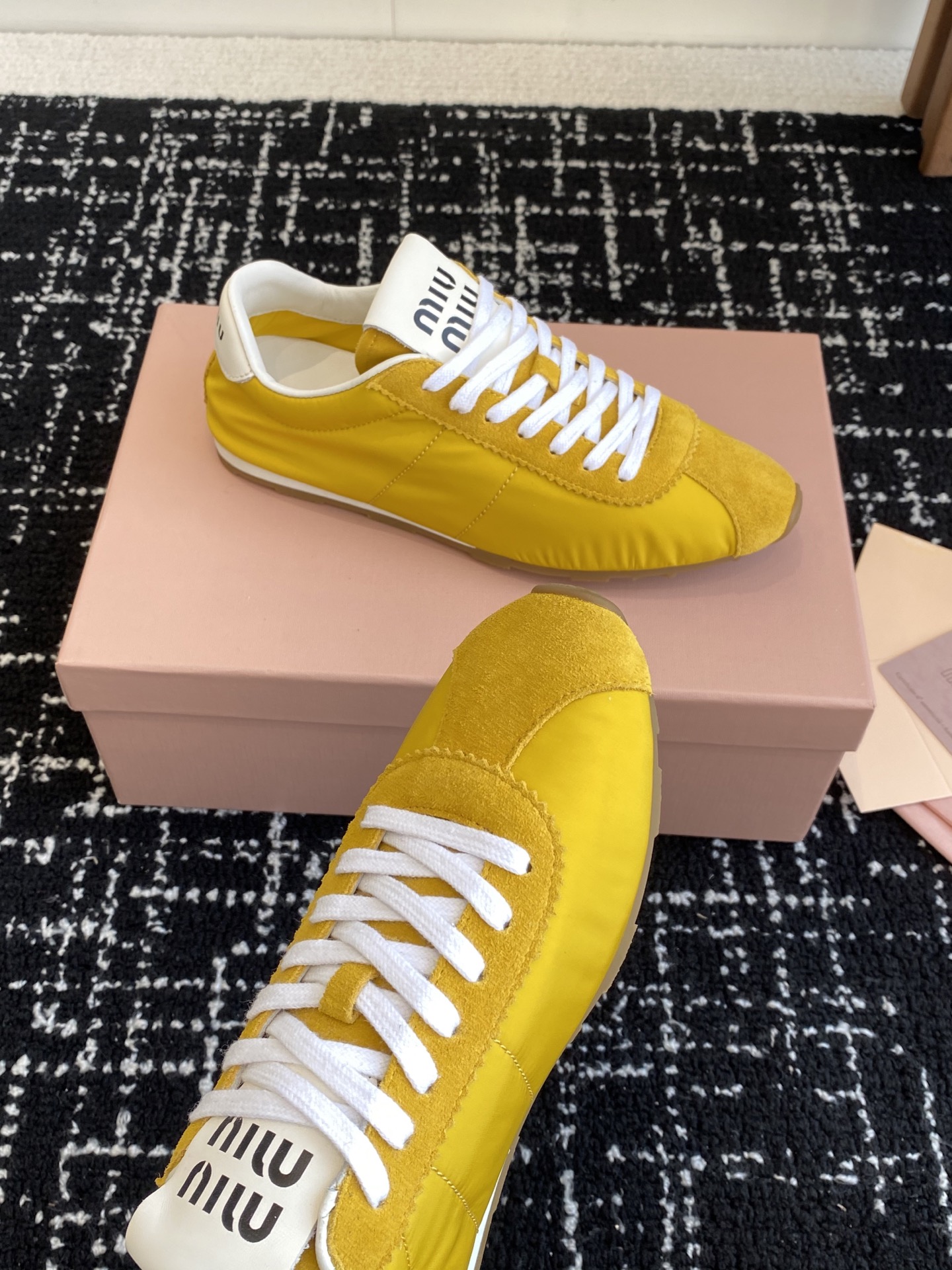 Miumiu Sneaker(EU35-41)