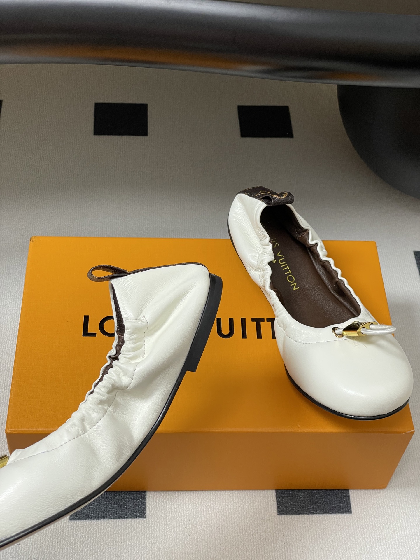 Louis Vuitton LV Nolita Ballet Flat(EU35-41)
