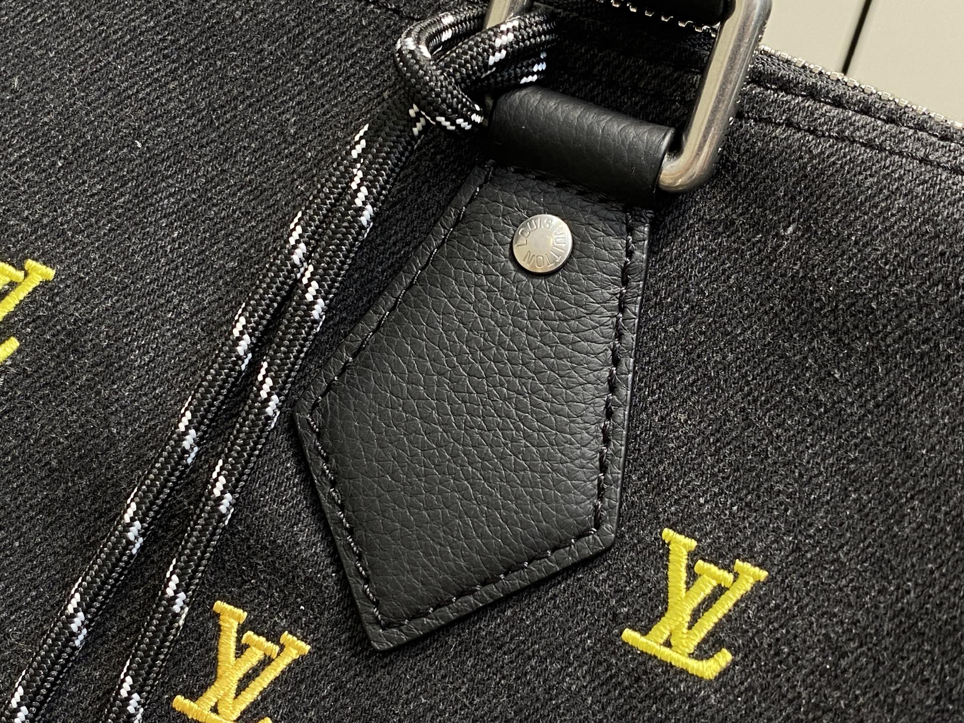 LV Speedy 40 Bandoulière(40 x 26 x 23CM)