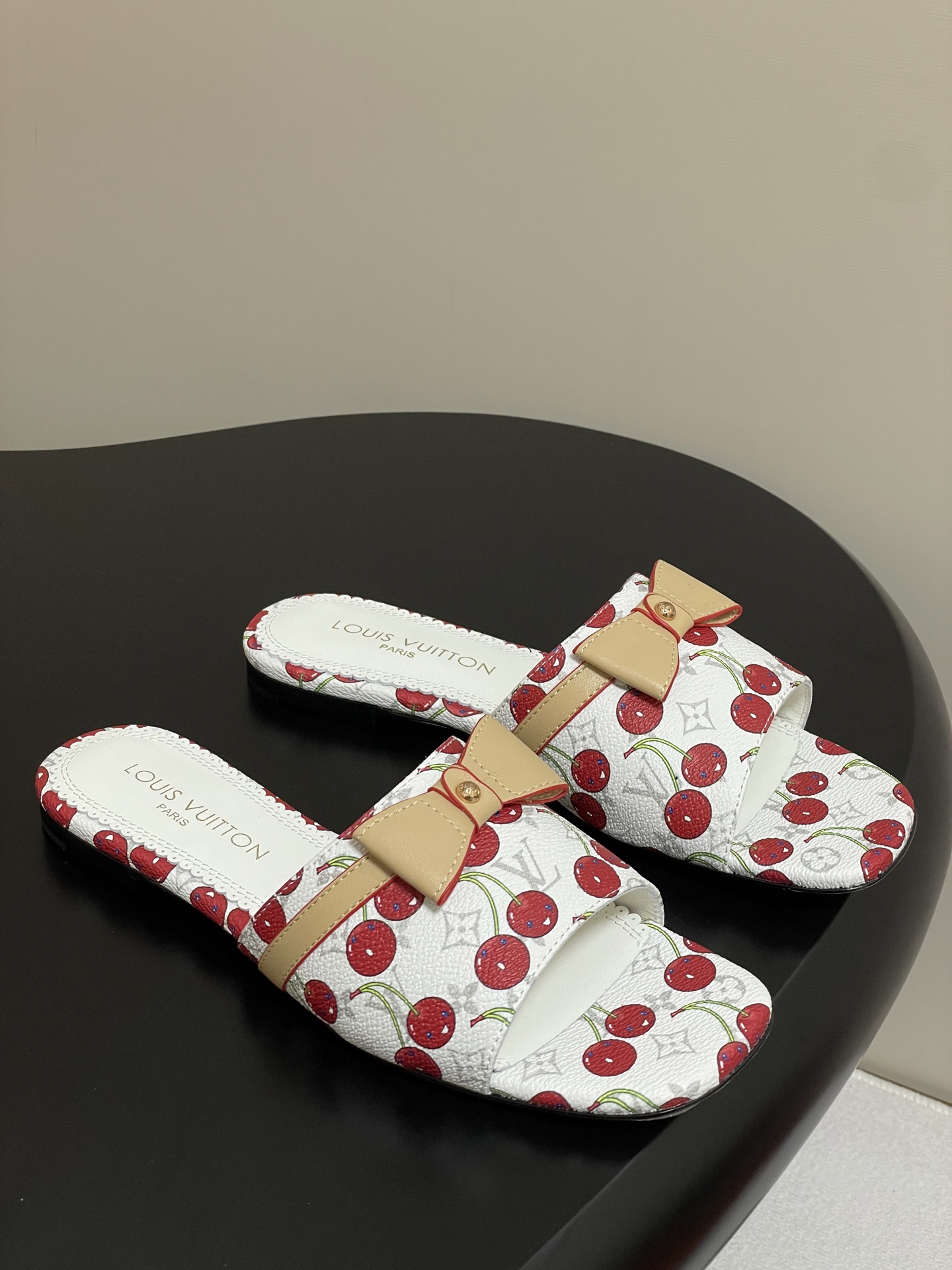 Louis Vuitton Slides(EU35-41)