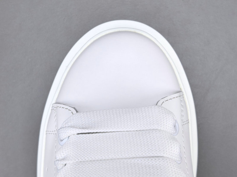 Alexander McQueen Sneaker