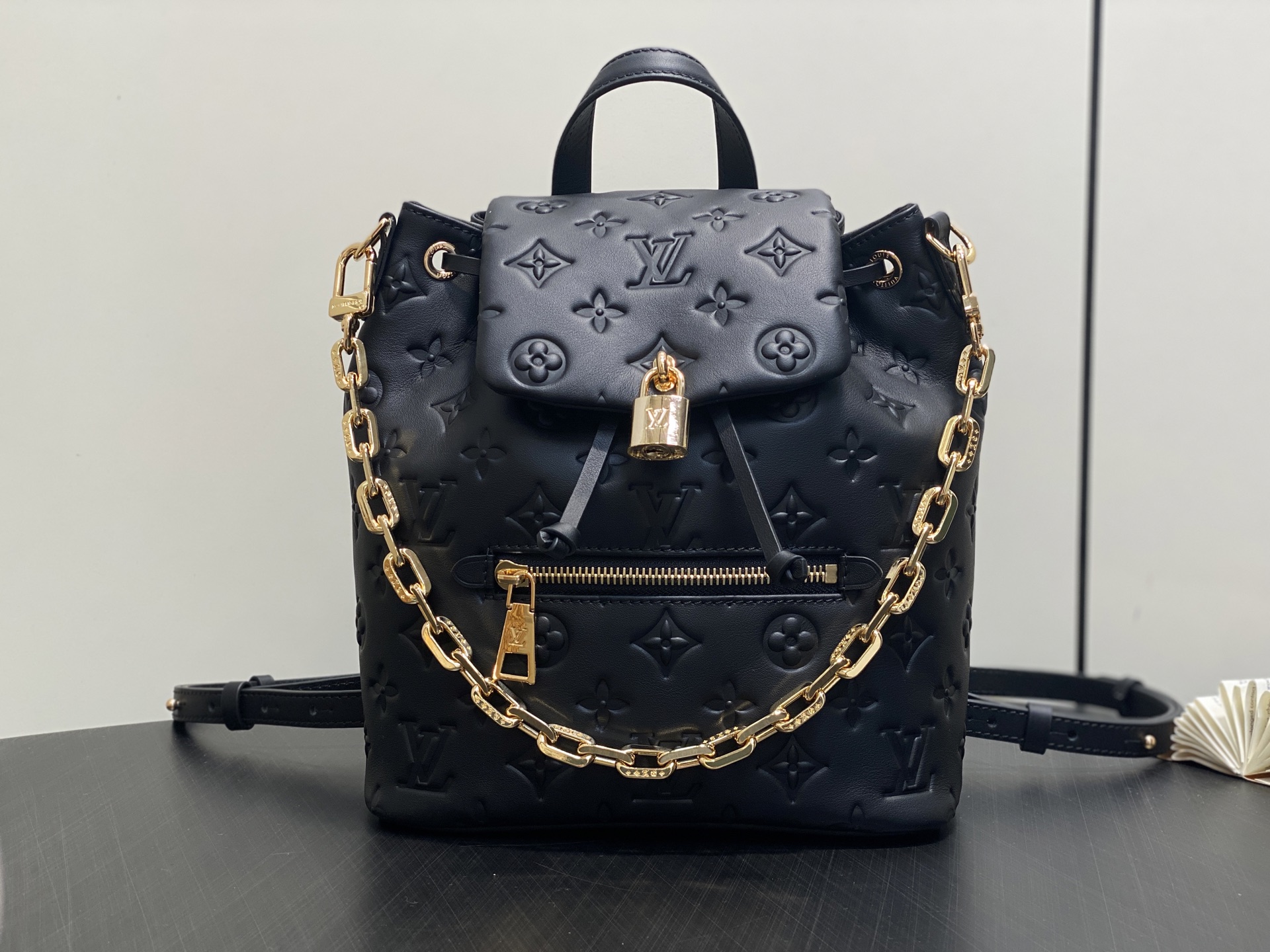 Louis Vuitton Coussin Backpack( 26 x 10 x 21CM)