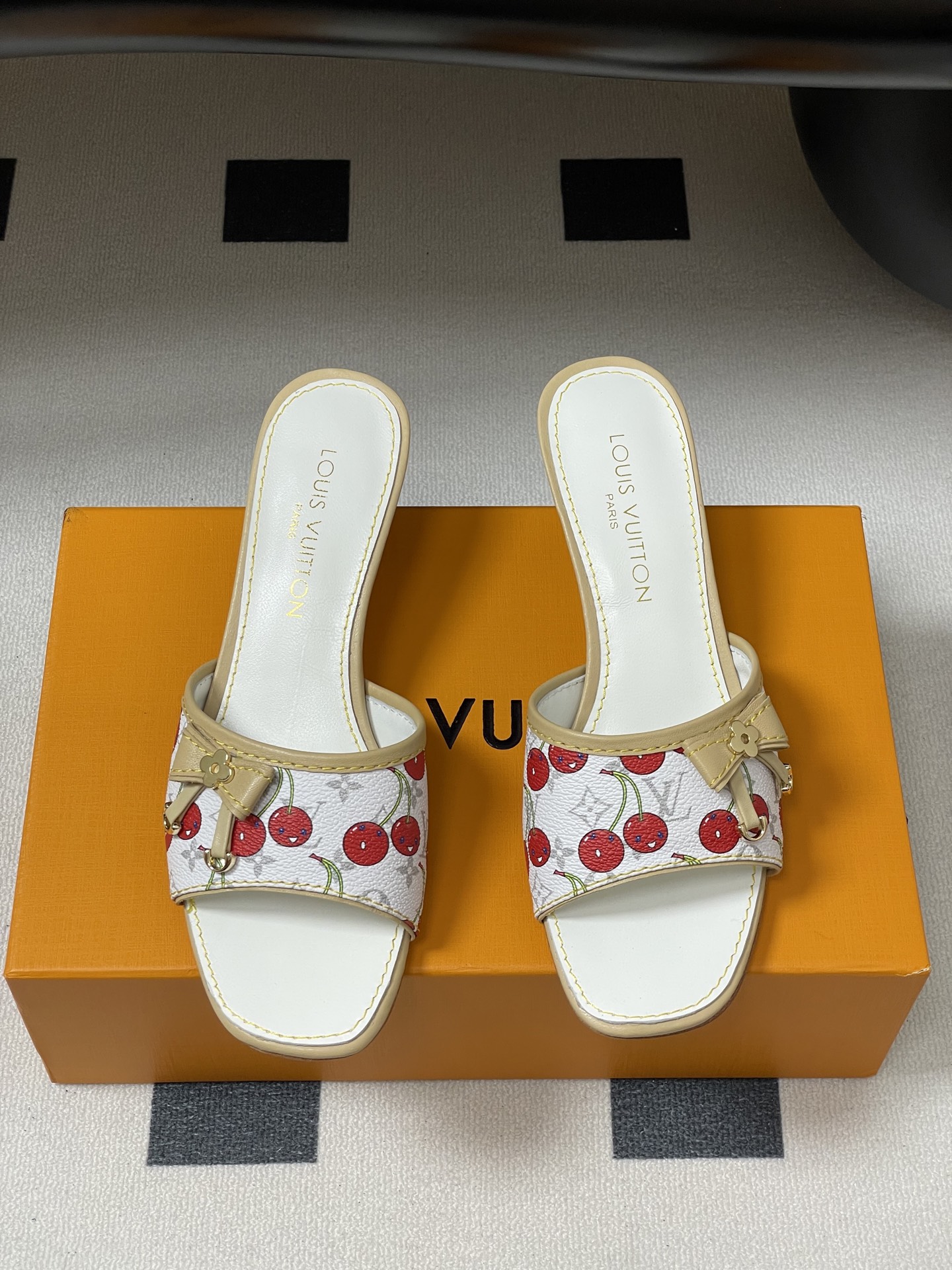Louis Vuitton X TM Slides-3CM(EU35-41)