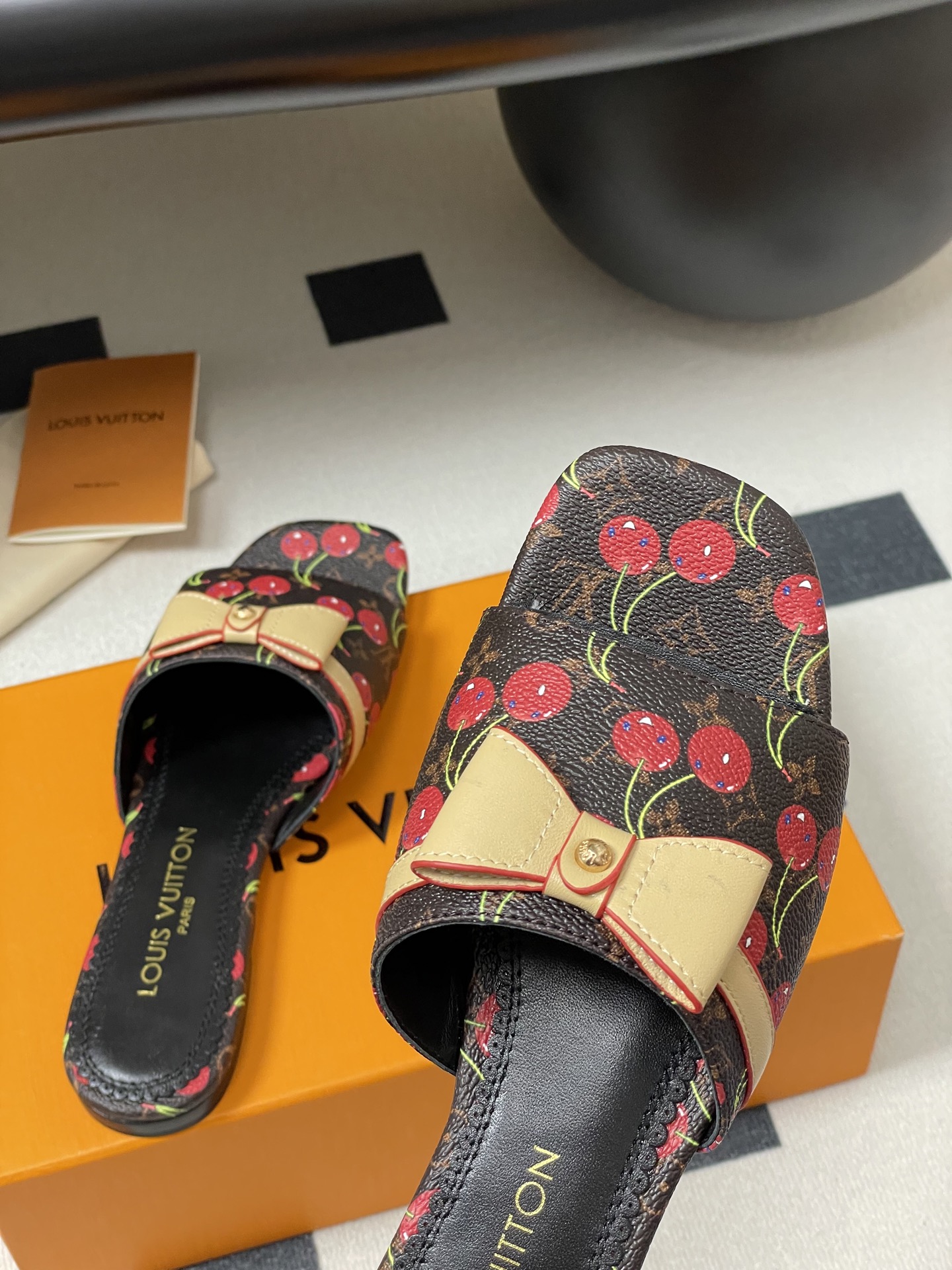 Louis Vuitton X TM Slides(EU35-41)