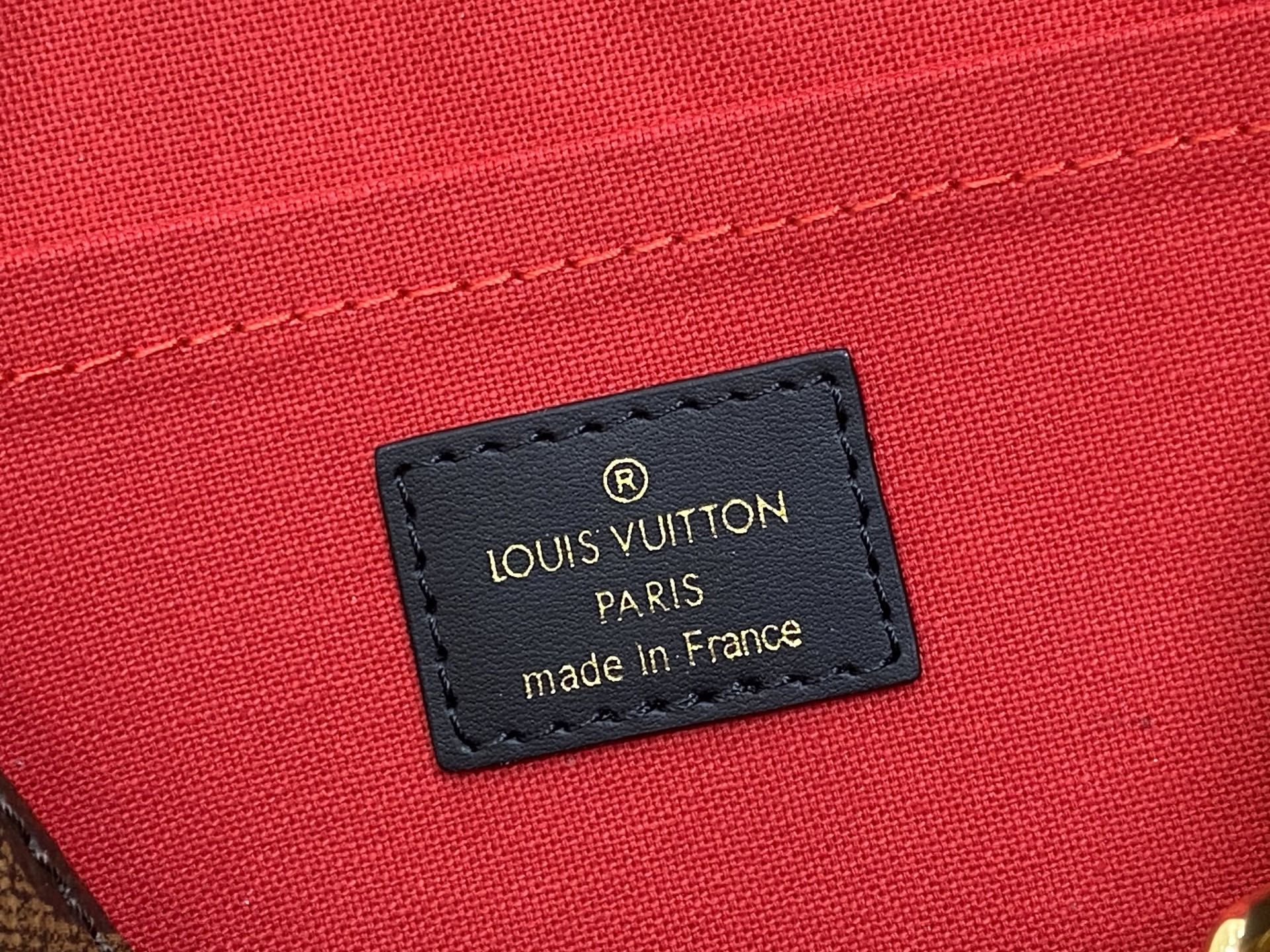 Louis Vuitton OnTheGo East West(13 x 10 x 25)