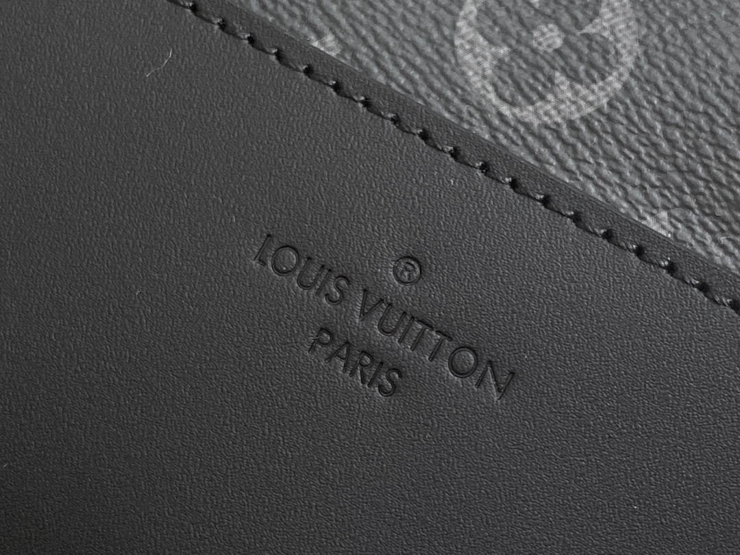 Louis Vuitton GetawayBackpack(29 x 50 x 15CM)