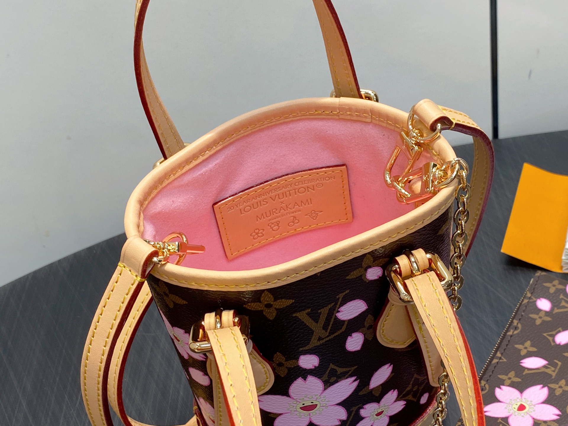 Louis Vuitton XTM Nano Bucket(13x17x9CM)