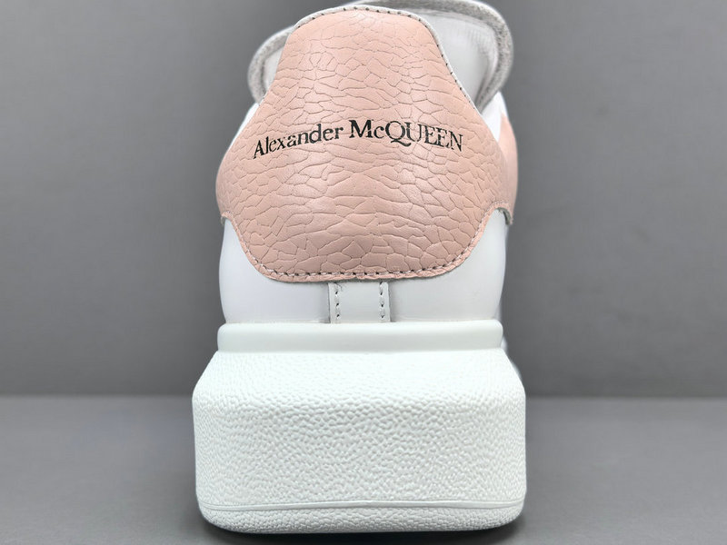 Alexander McQueen Sneaker