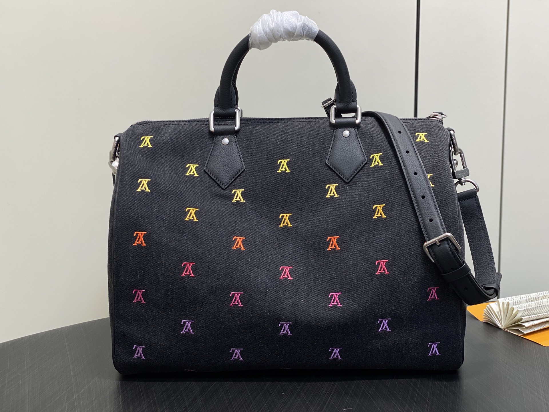 LV Speedy 40 Bandoulière(40 x 26 x 23CM)