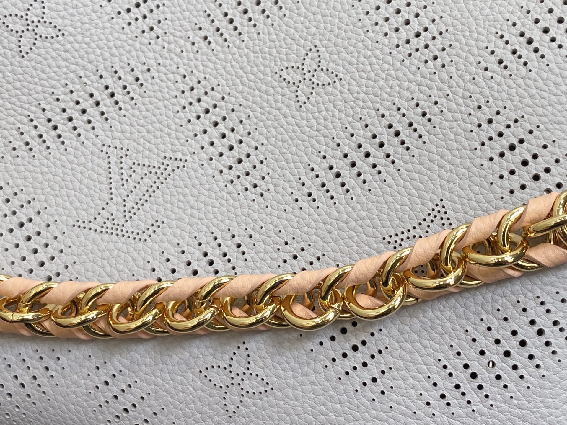 Louis Vuitton Hand It All Bag (18 x 13 x 29CM)