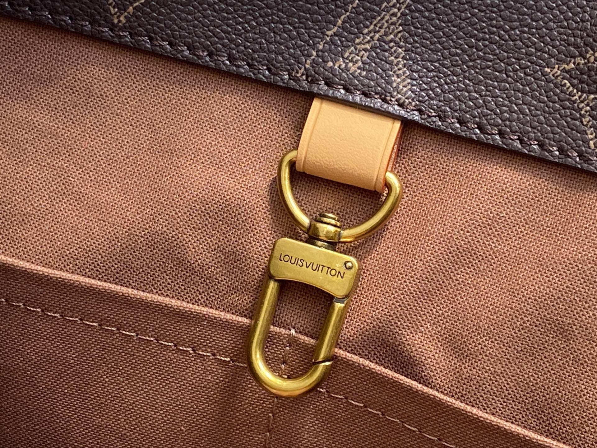 Louis Vuitton Shopper Tote(40 × 32 × 16CM)