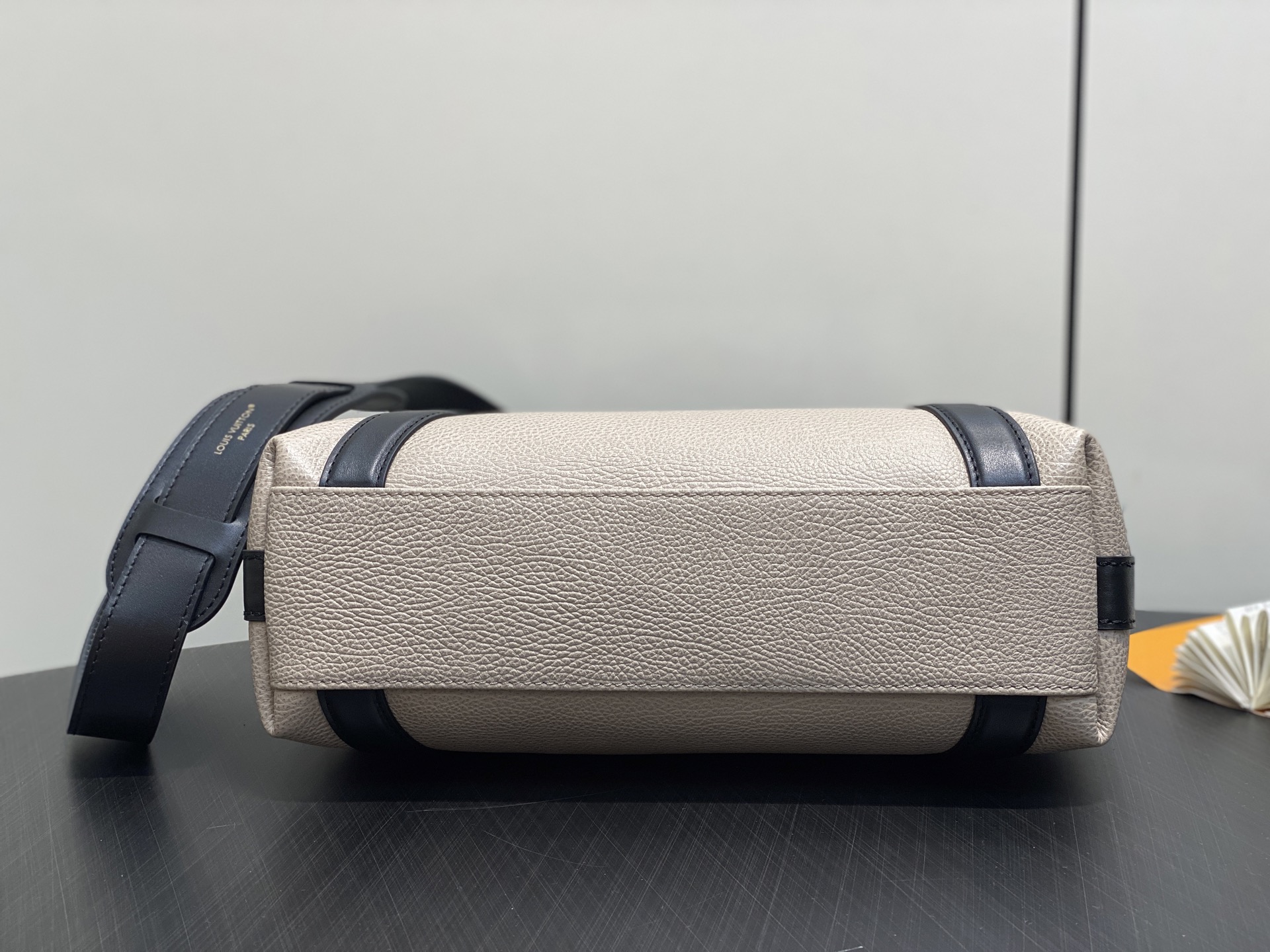 Louis Vuitton Biker Bag (30x12x12CM)