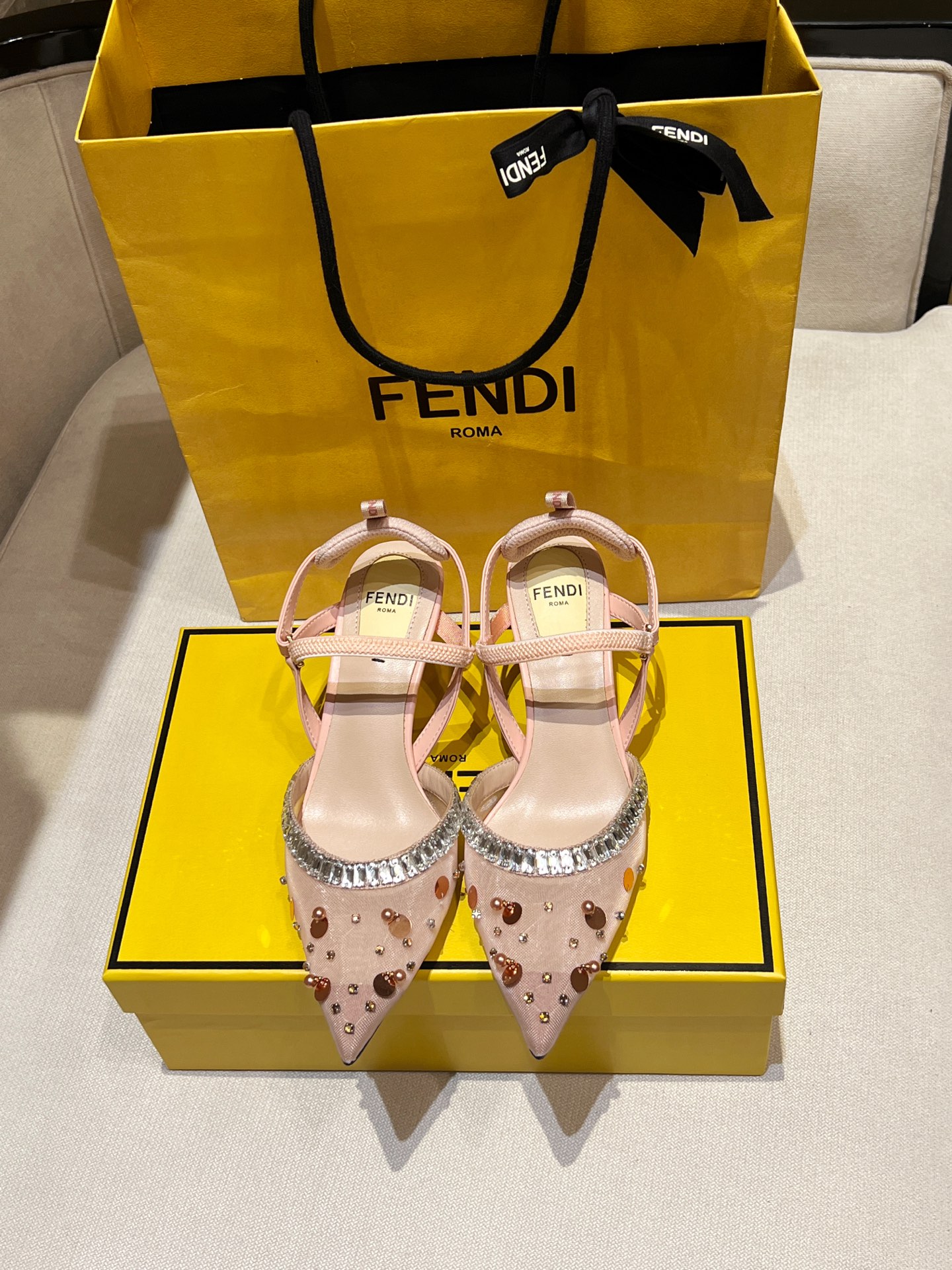 Fendi 2025ss Colibri Heel(EU35-41)