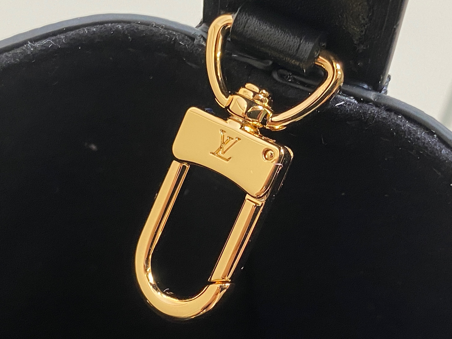 Louis Vuitton All In Bucket(18 x 12 x 16CM)