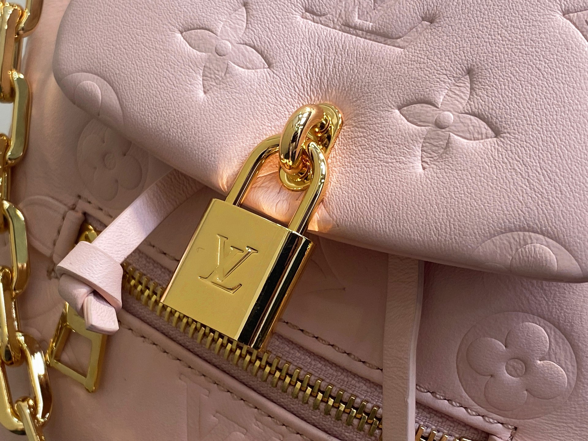 Louis Vuitton Coussin Backpack( 20 x 7.5 x 15CM)