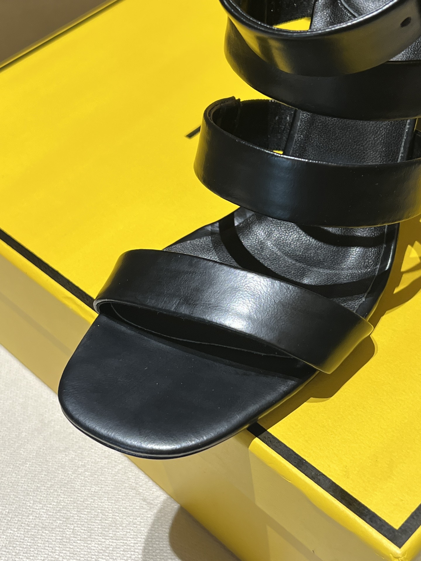Fendi 2025ss Slides(EU35-41)