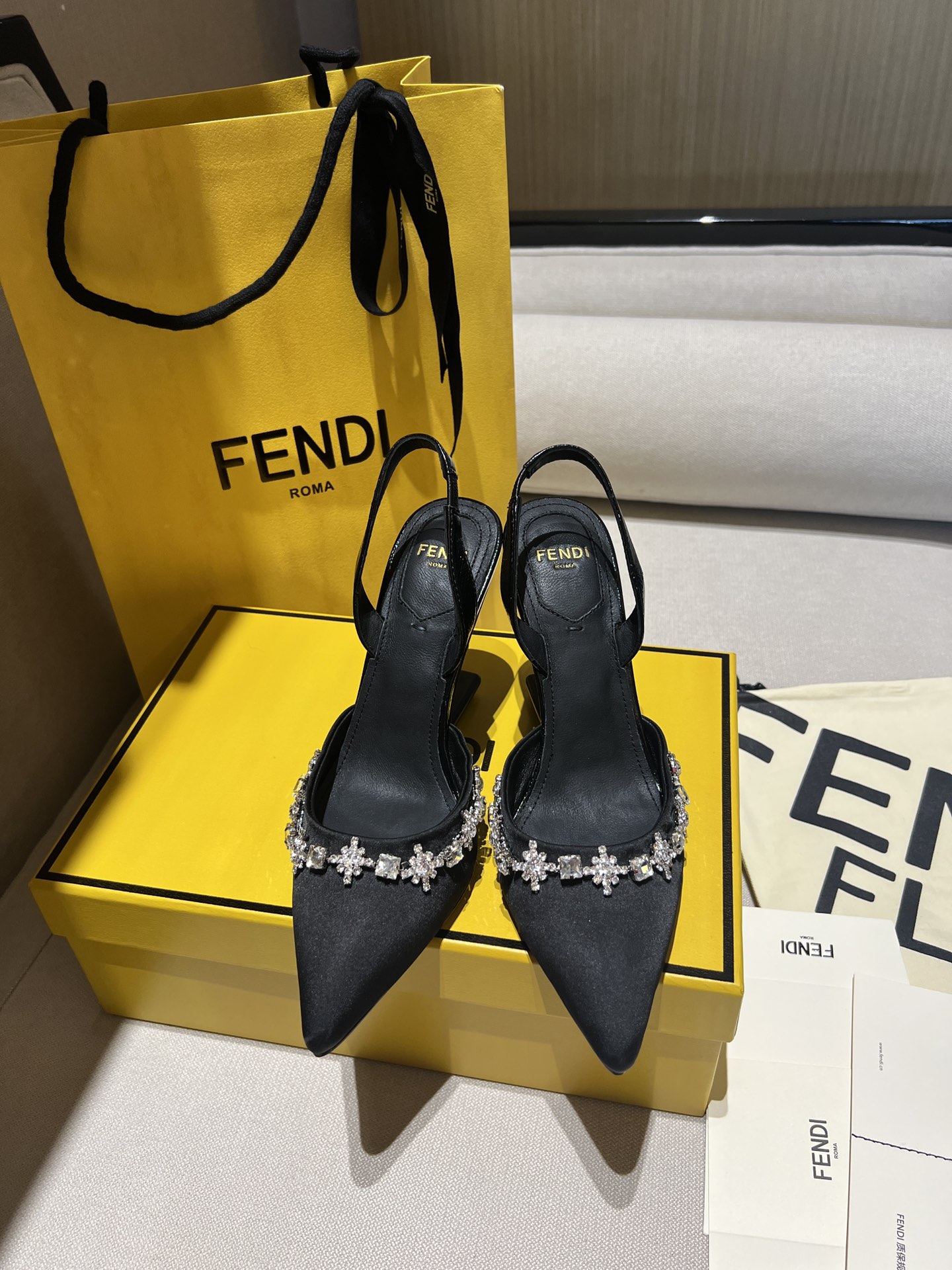 Fendi 2025ss First Heel(EU35-41)