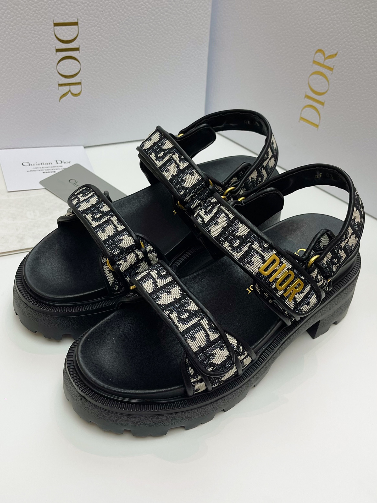 D*or 2025SS Sandals (EU35-41)