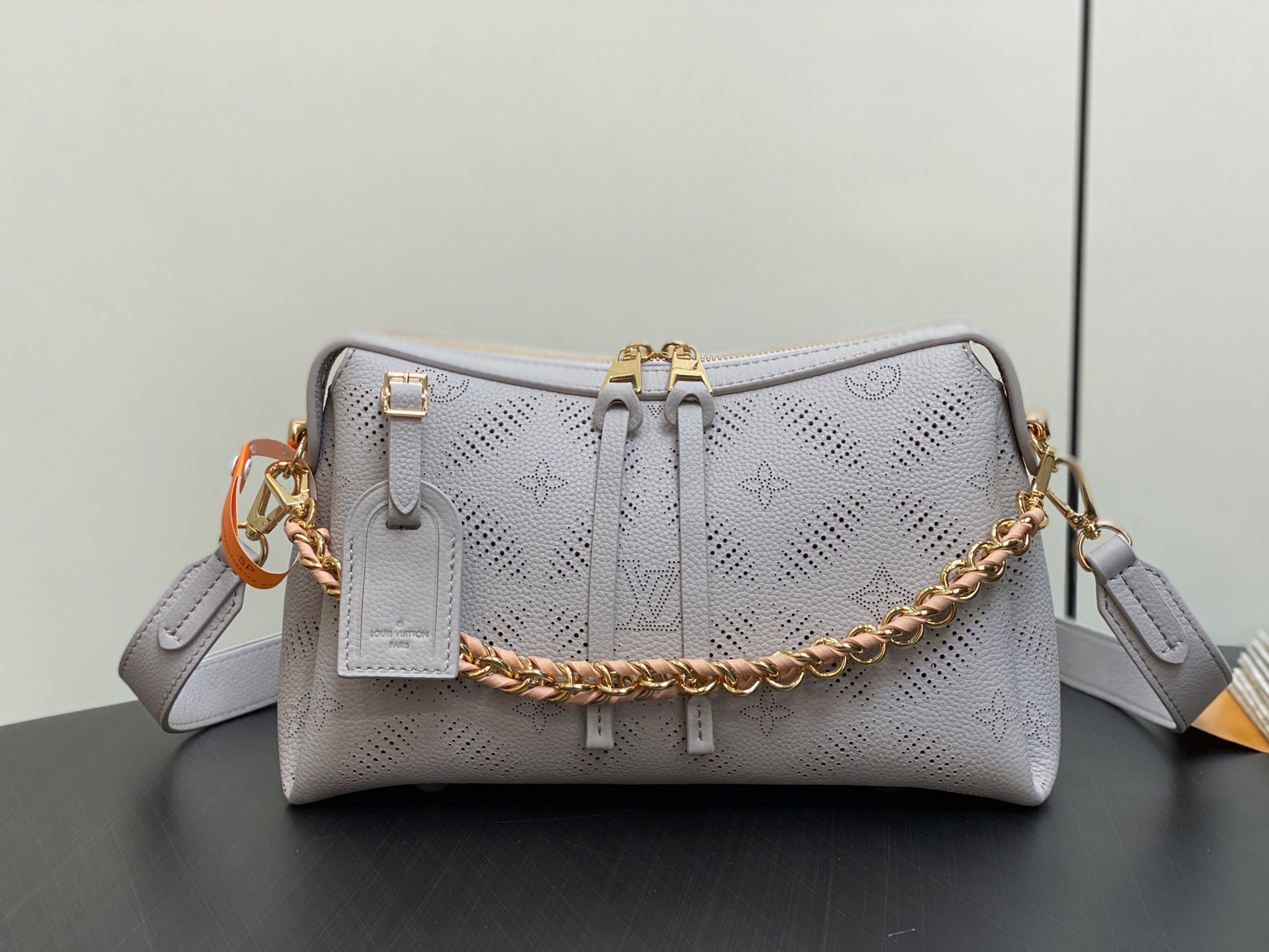 Louis Vuitton Hand It All Bag (18 x 13 x 29CM)